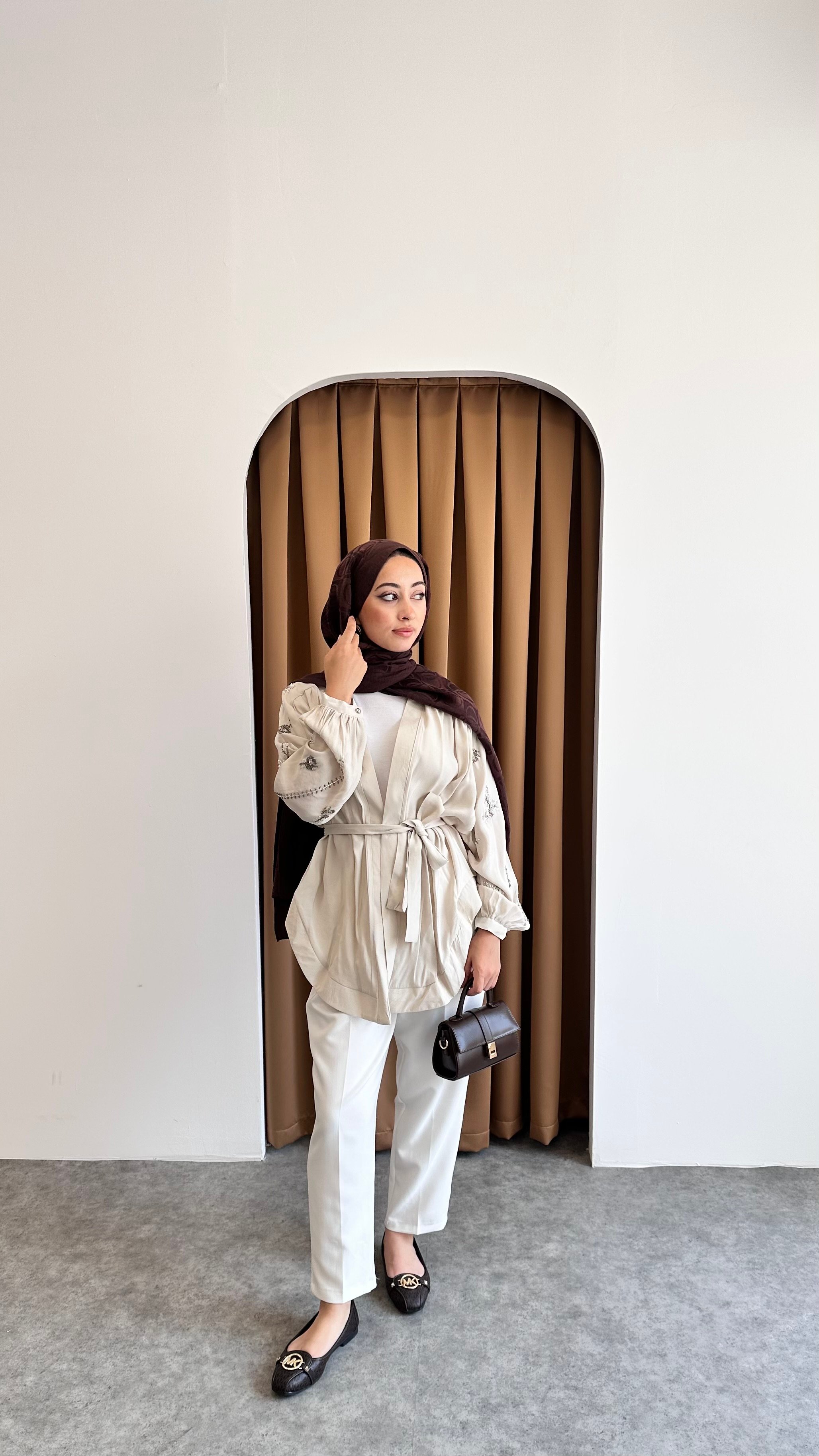 Taş detaylı kimono - Bej