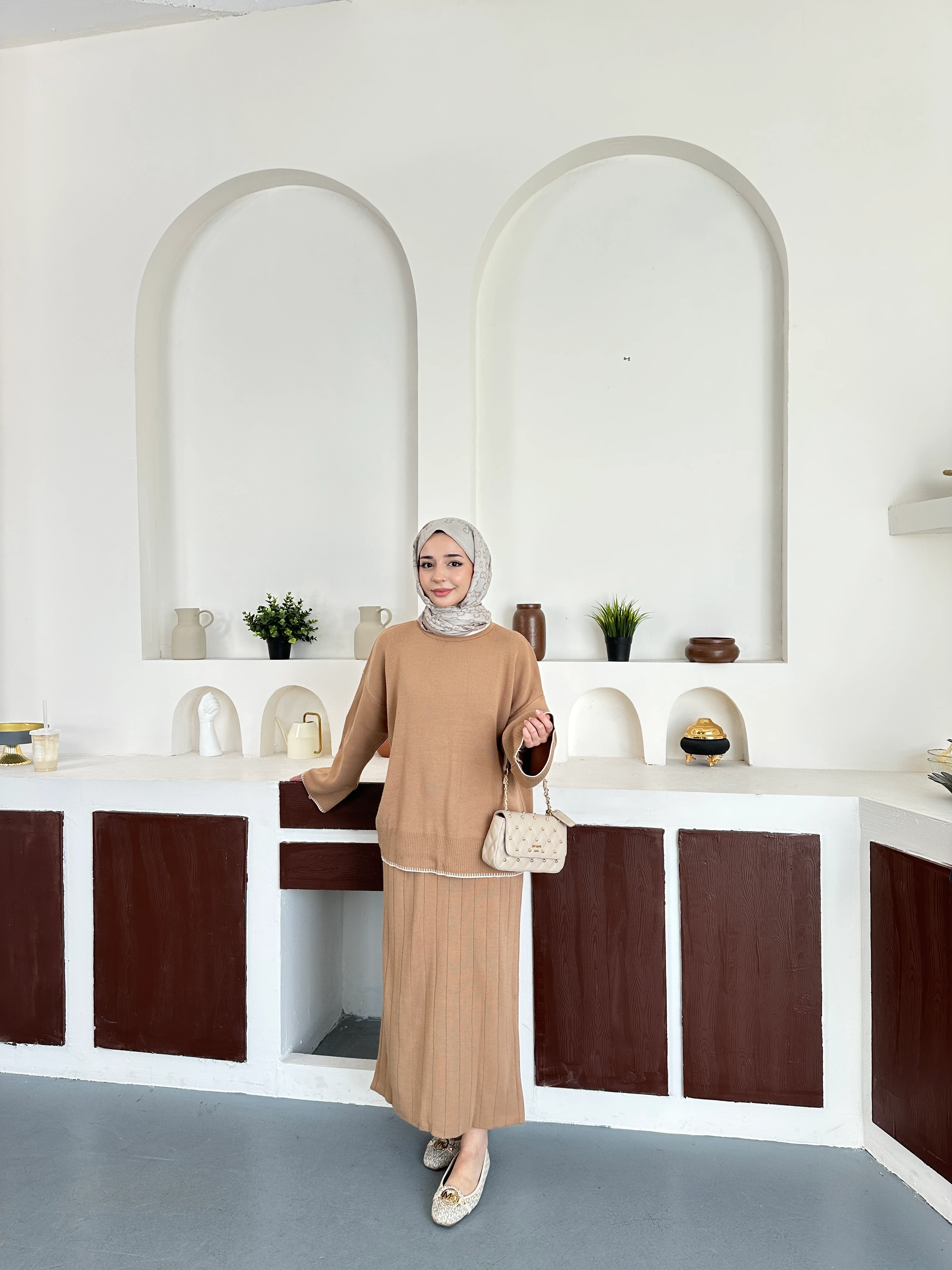 Etekli takım trikoo - Taba