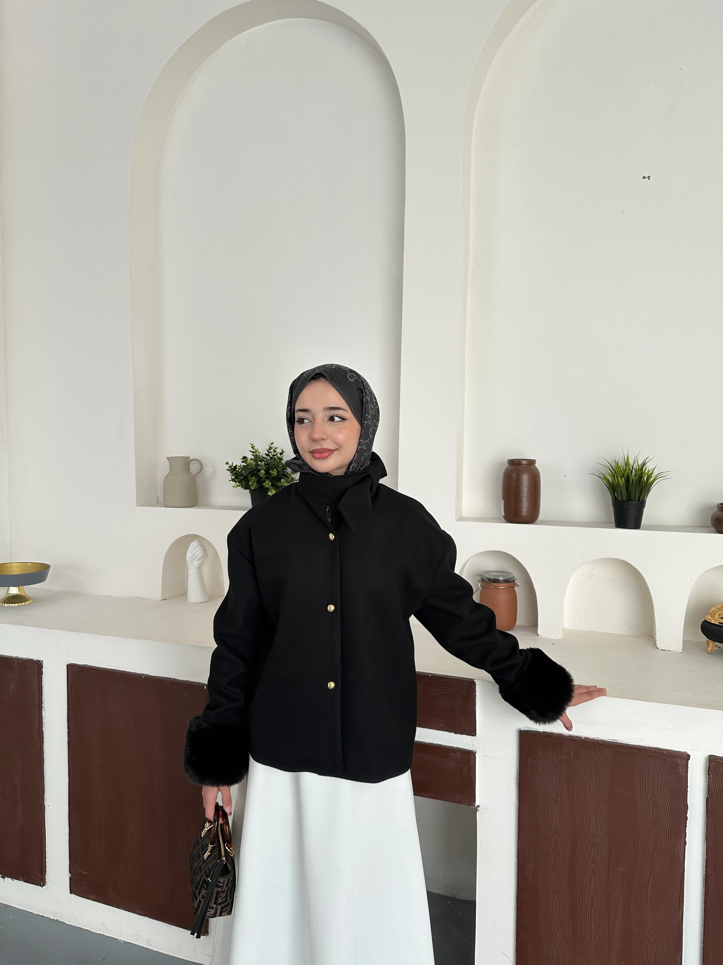 Luna Kürklü Kaban - Siyah