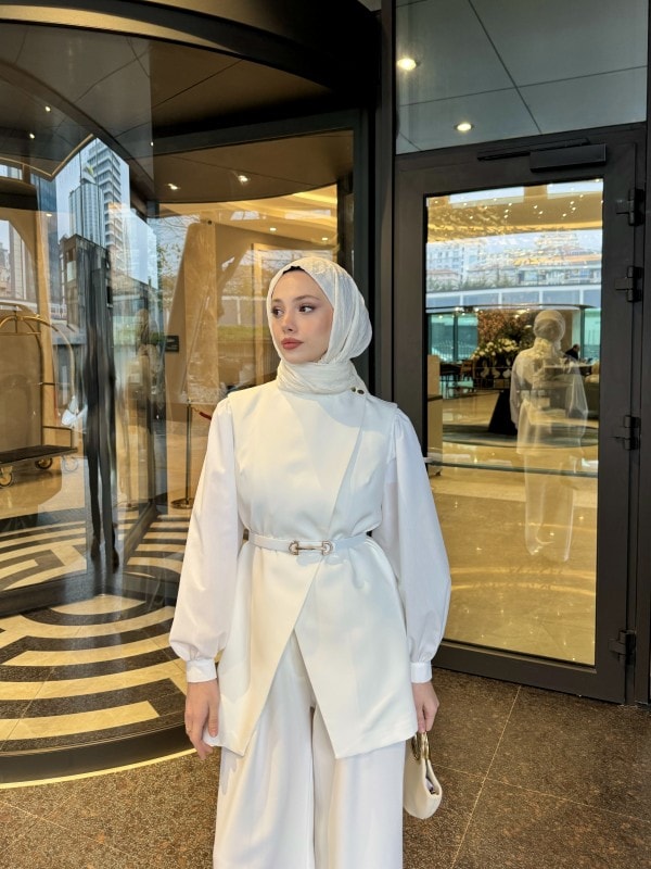 SEYYAR KEMERLİ YELEK TAKIM