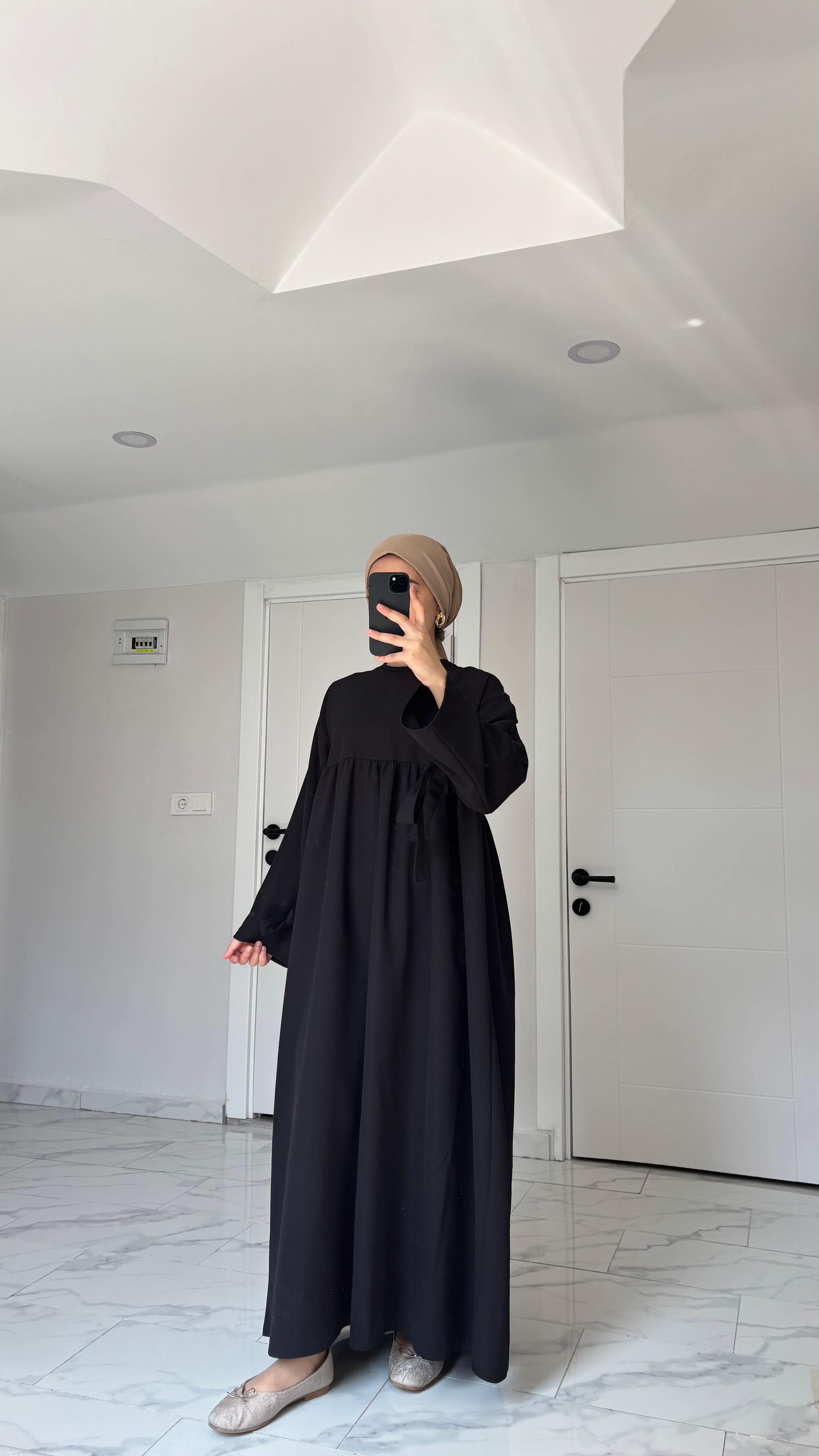 Raha Elbise - Siyah