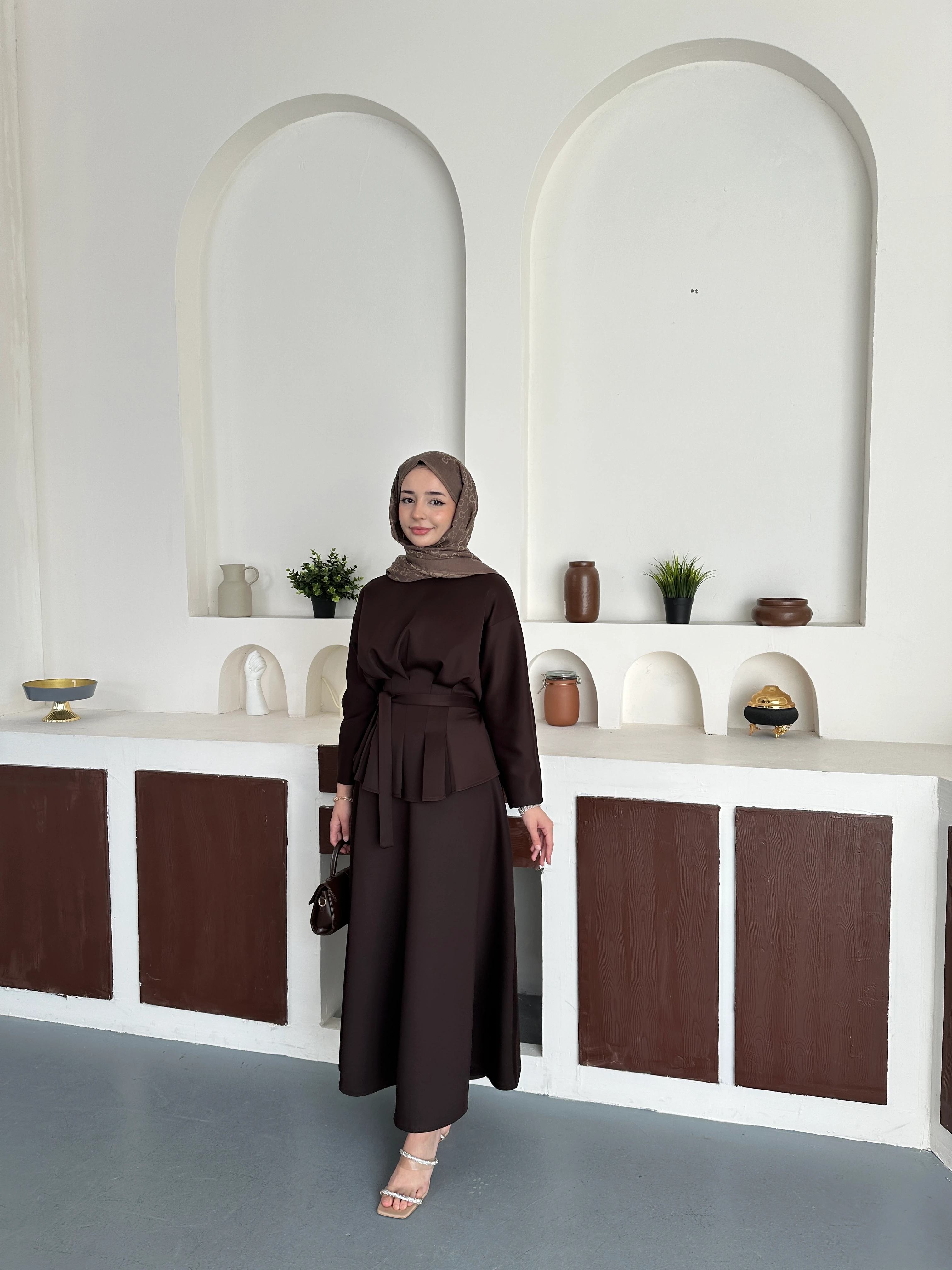 Pileli etekli takım - Kahve