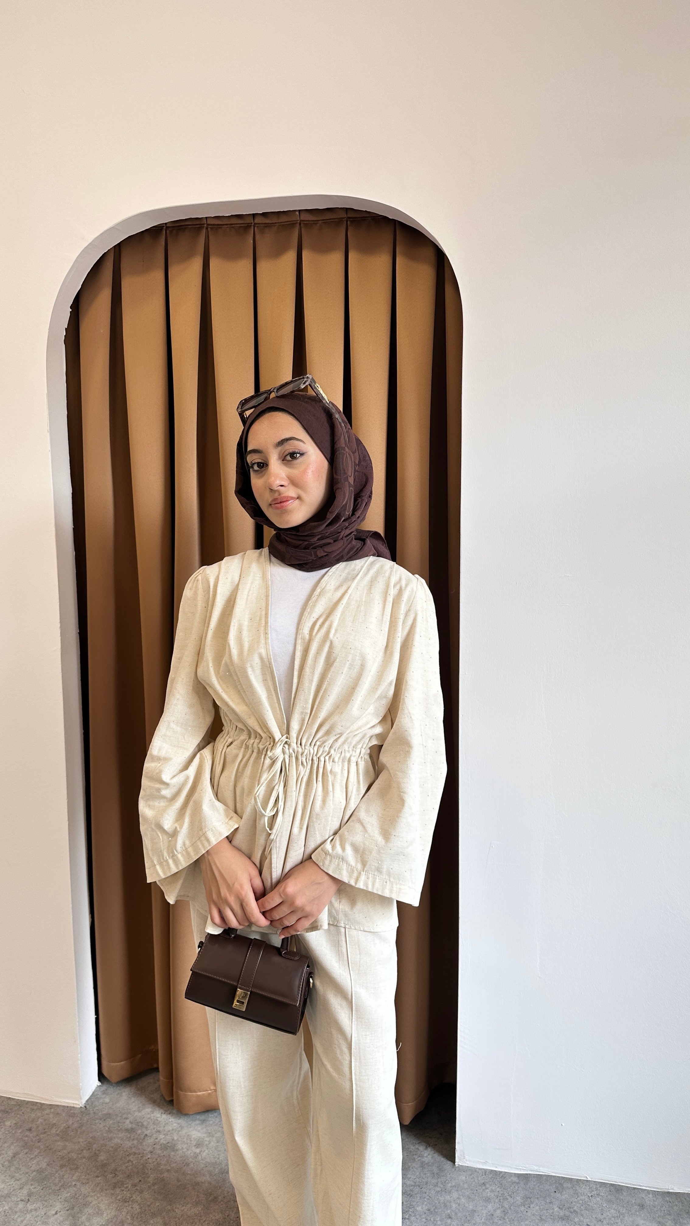 Naz taşlı Takım - Bej