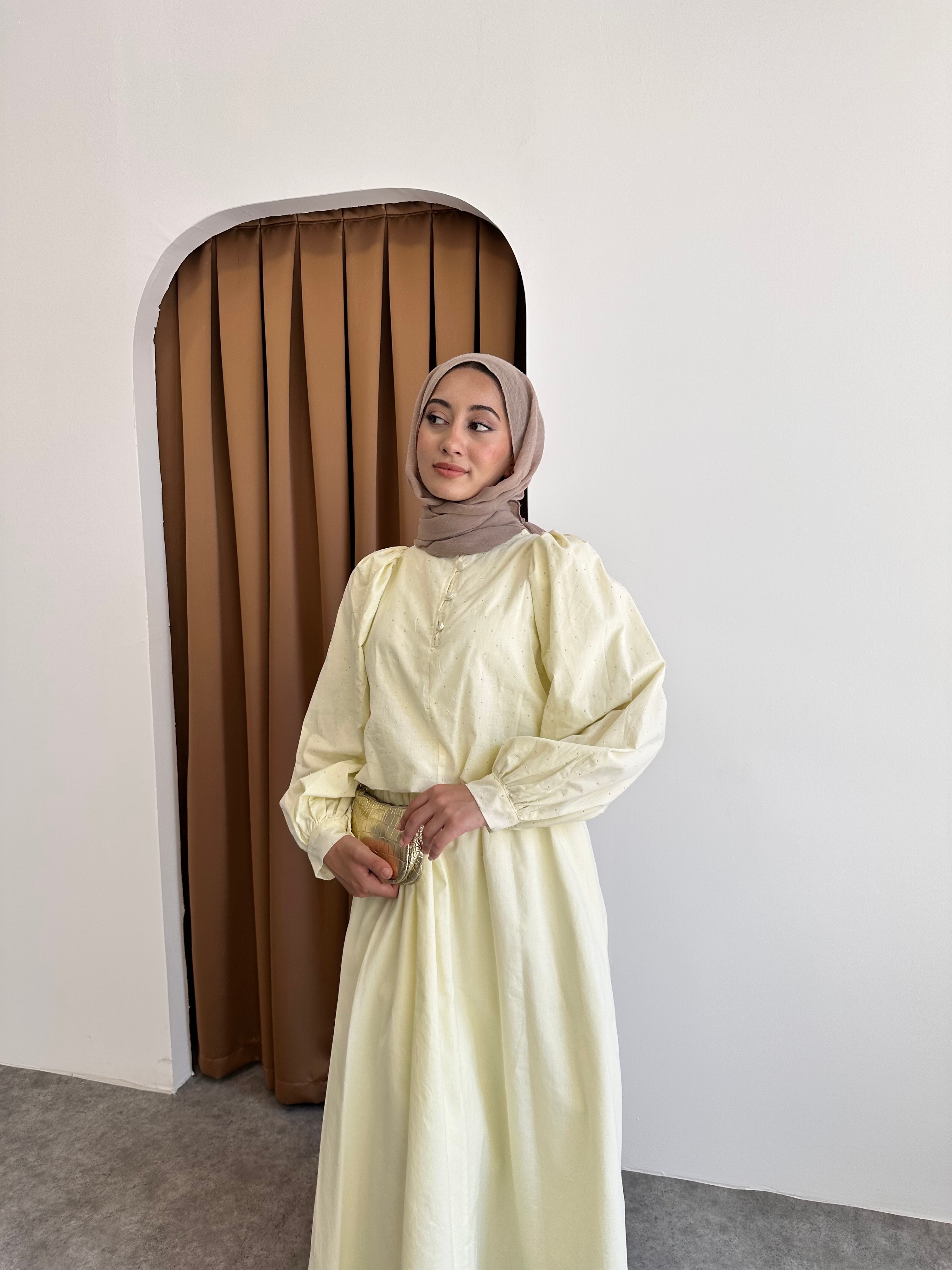 Taşlı keten elbise - Sarı