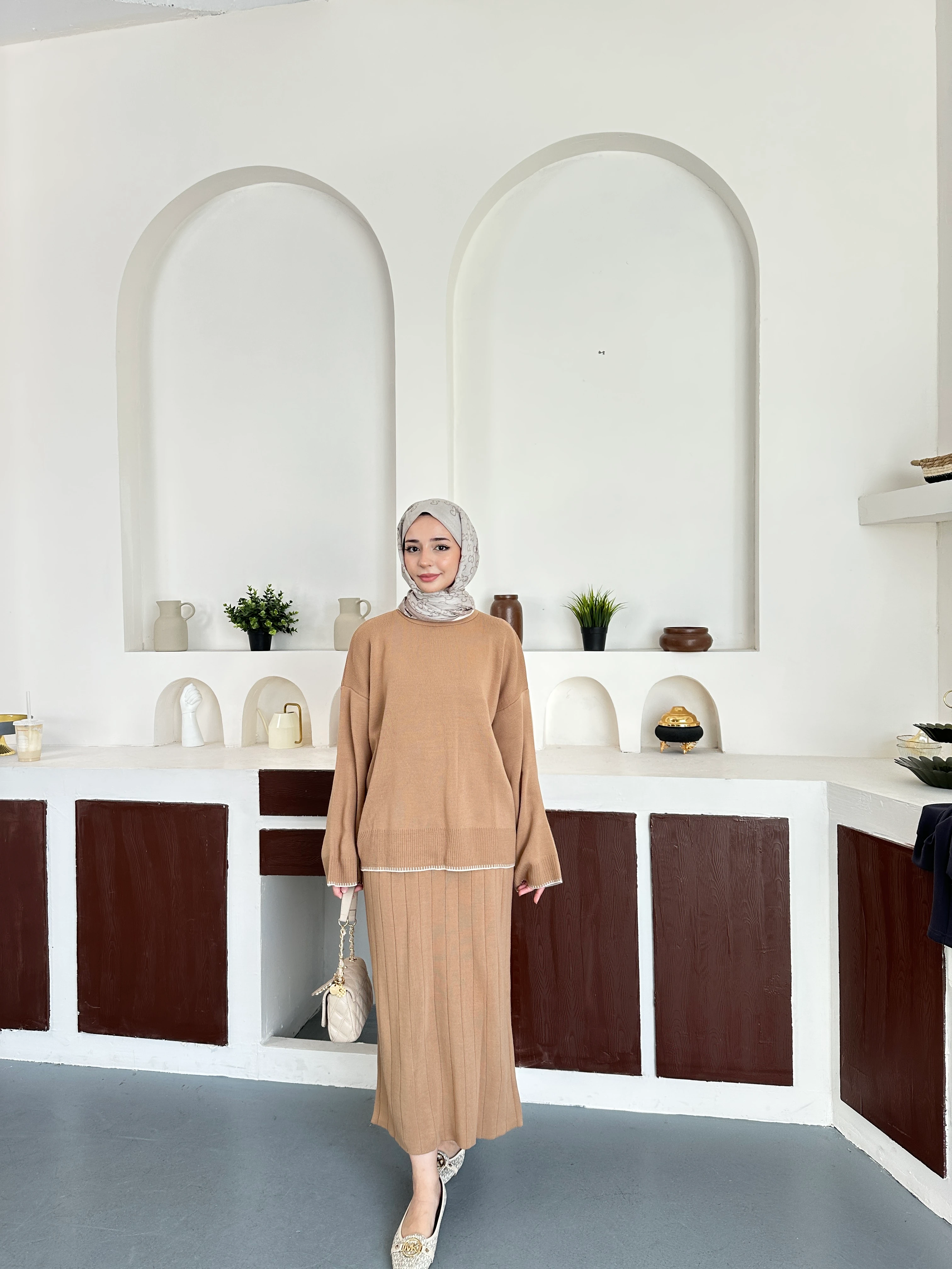 Etekli takım trikoo - Taba