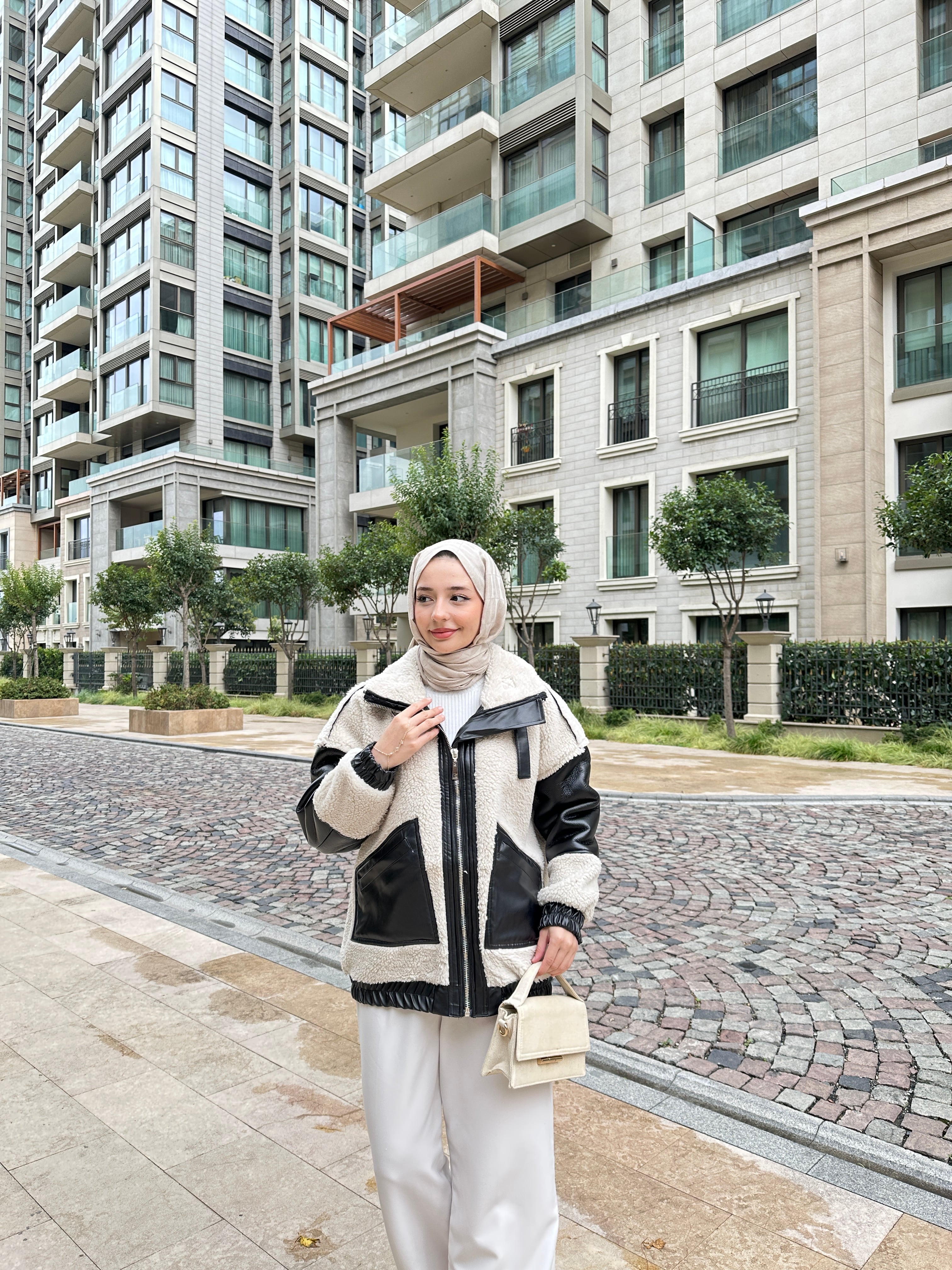 Nora Peluş Deri Mont