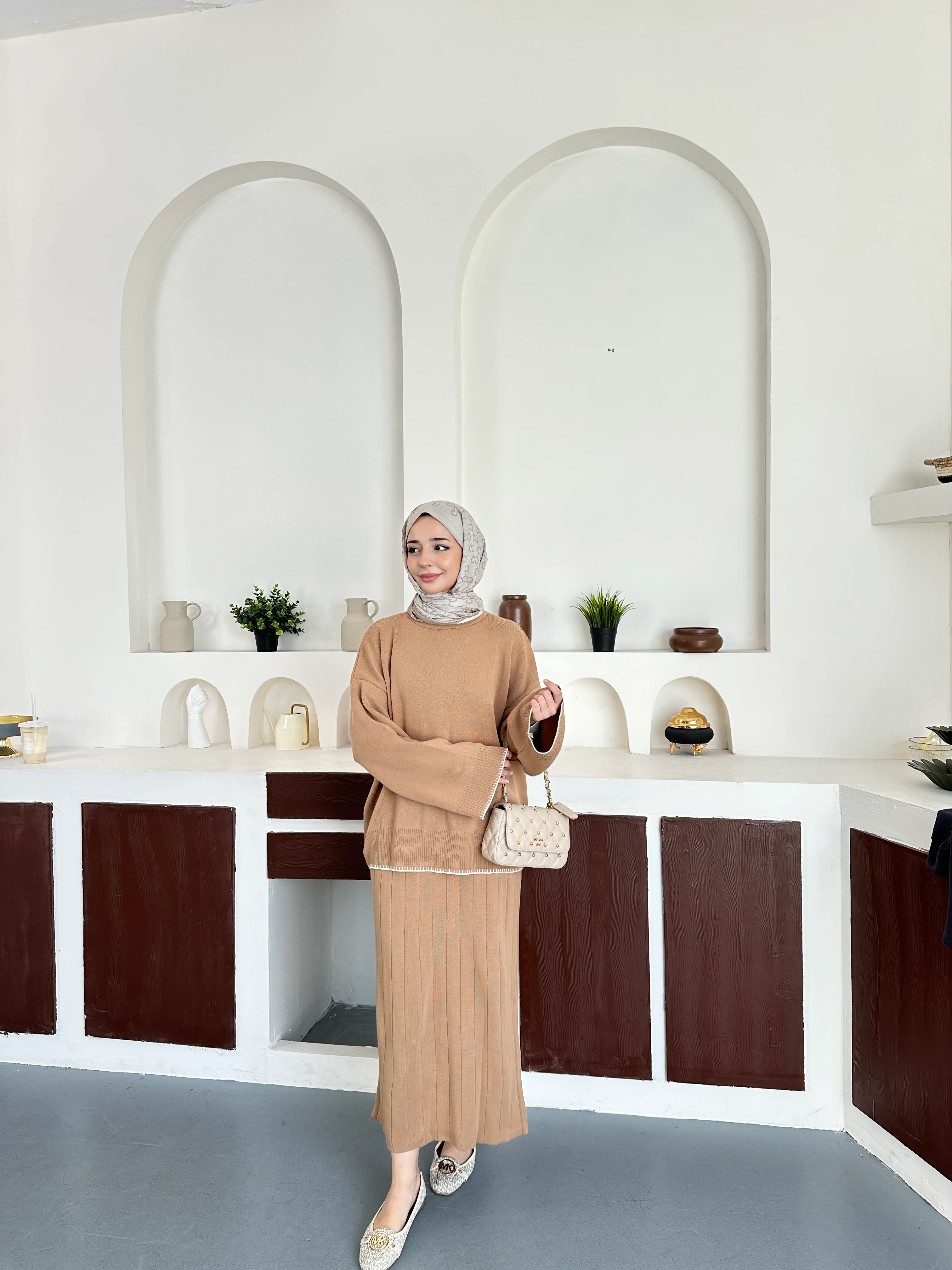 Etekli takım trikoo - Taba