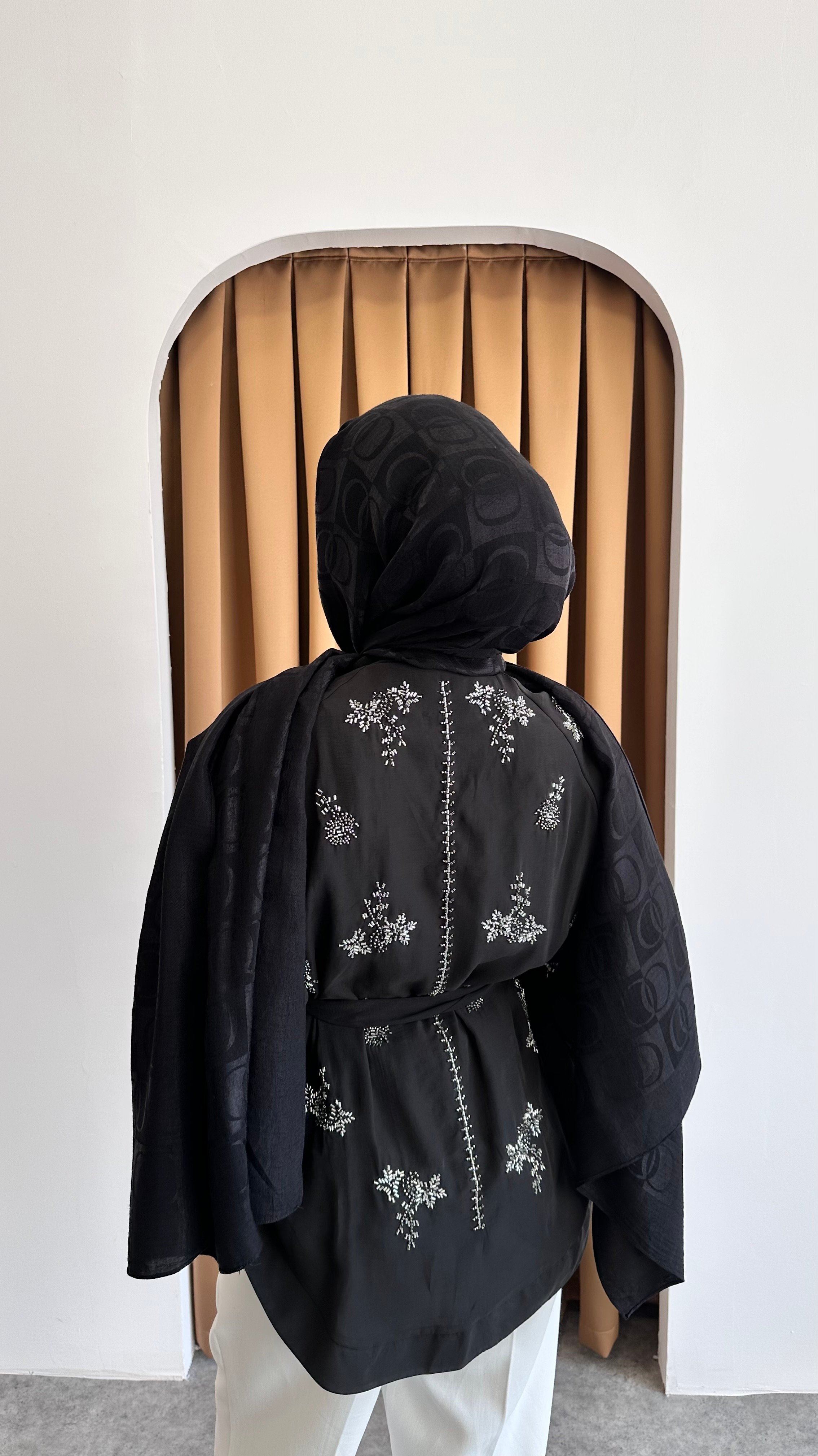Taş detaylı kimono - Siyah