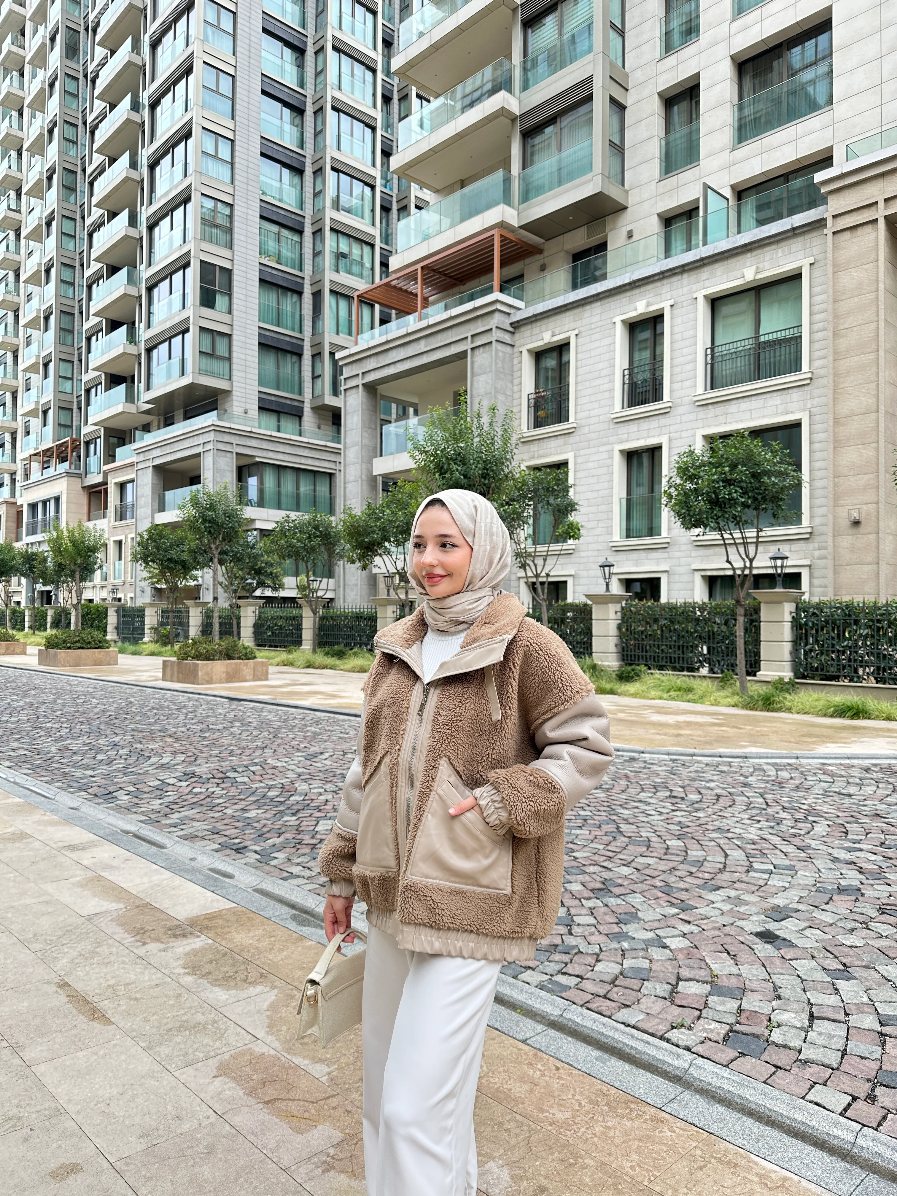 Nora Peluş Deri Mont