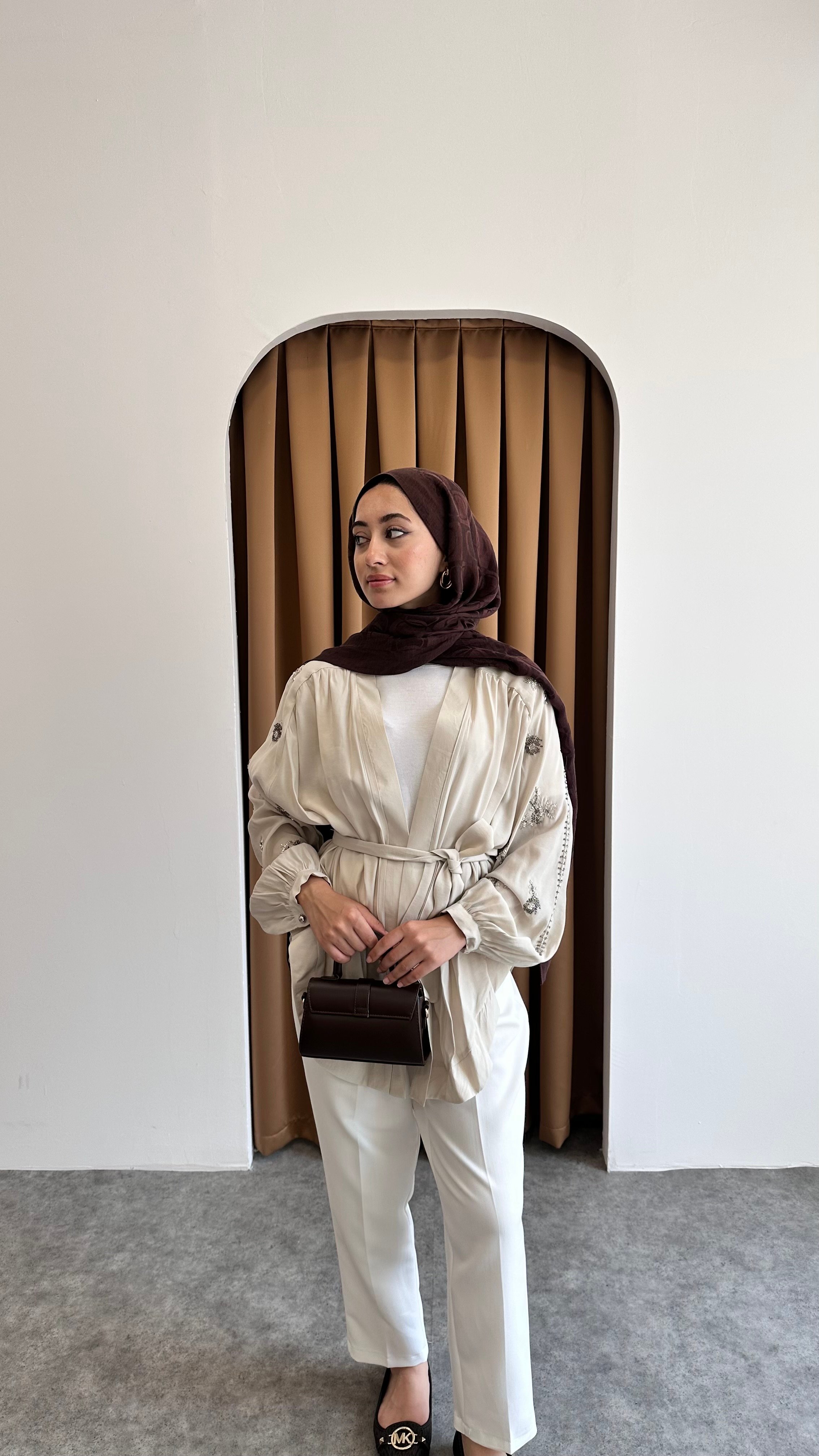 Taş detaylı kimono - Bej