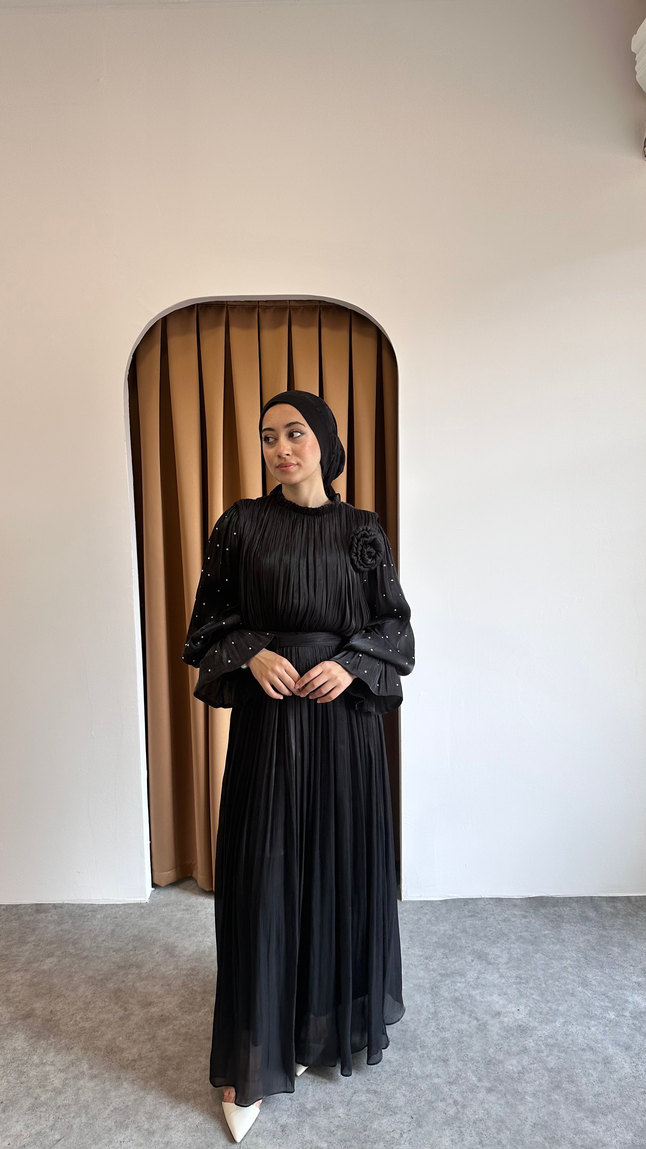 taşlı gül detaylı abiye - Siyah