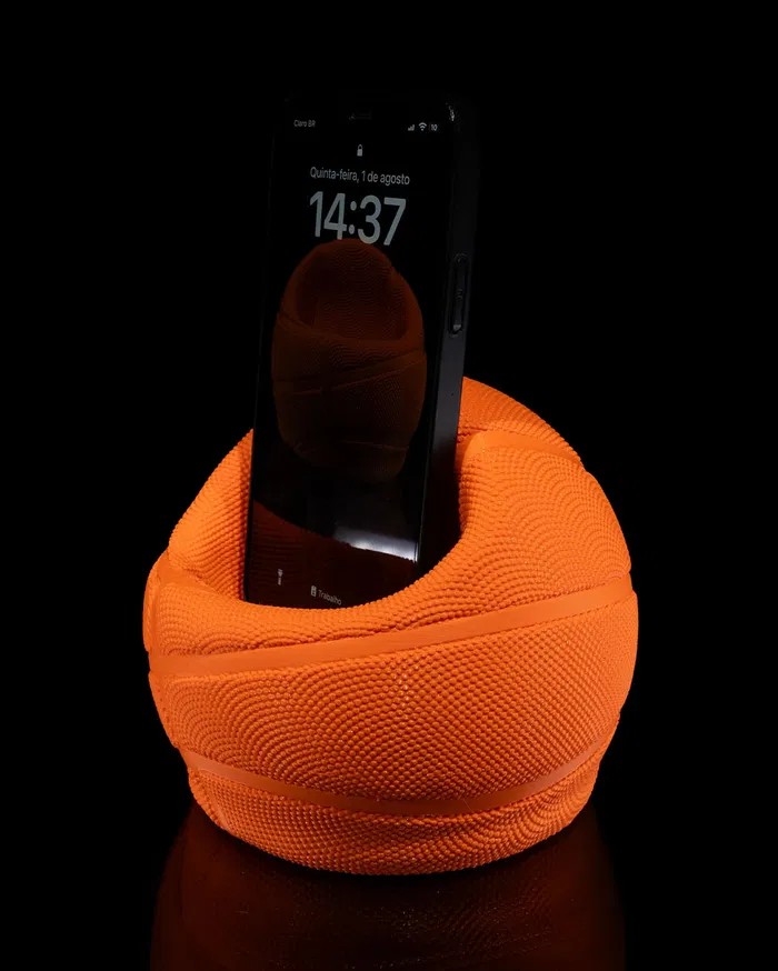 BasketDock – Basketbol Topu Telefon Standı 🏀📱✨