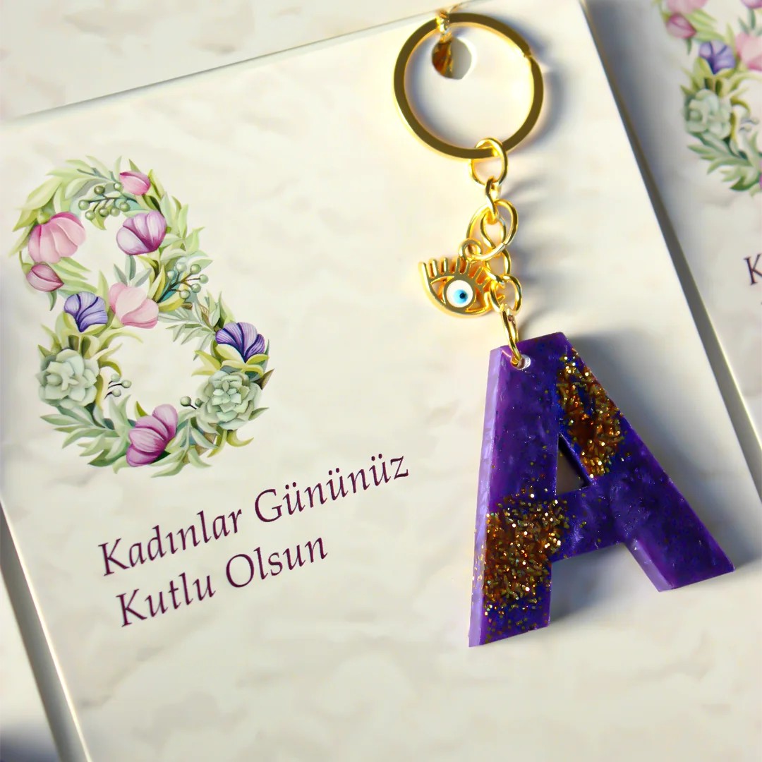 Kadınlar Günü Hediyesi Harfli Epoksi Anahtarlık Modelleri - Model 3