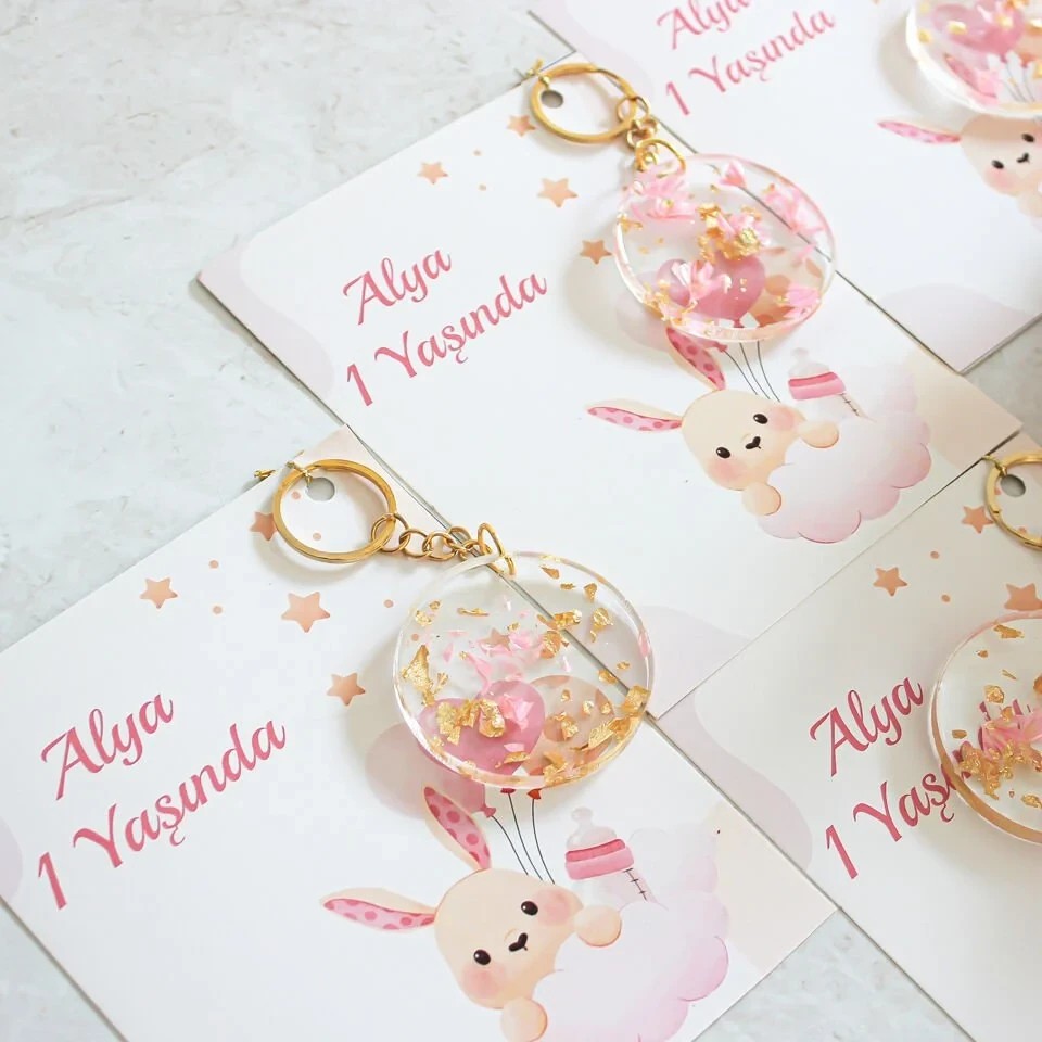 Pembe Kuş Otu ve Altın Varak Süslemeli Hediyelik Bebek Anahtarlığı