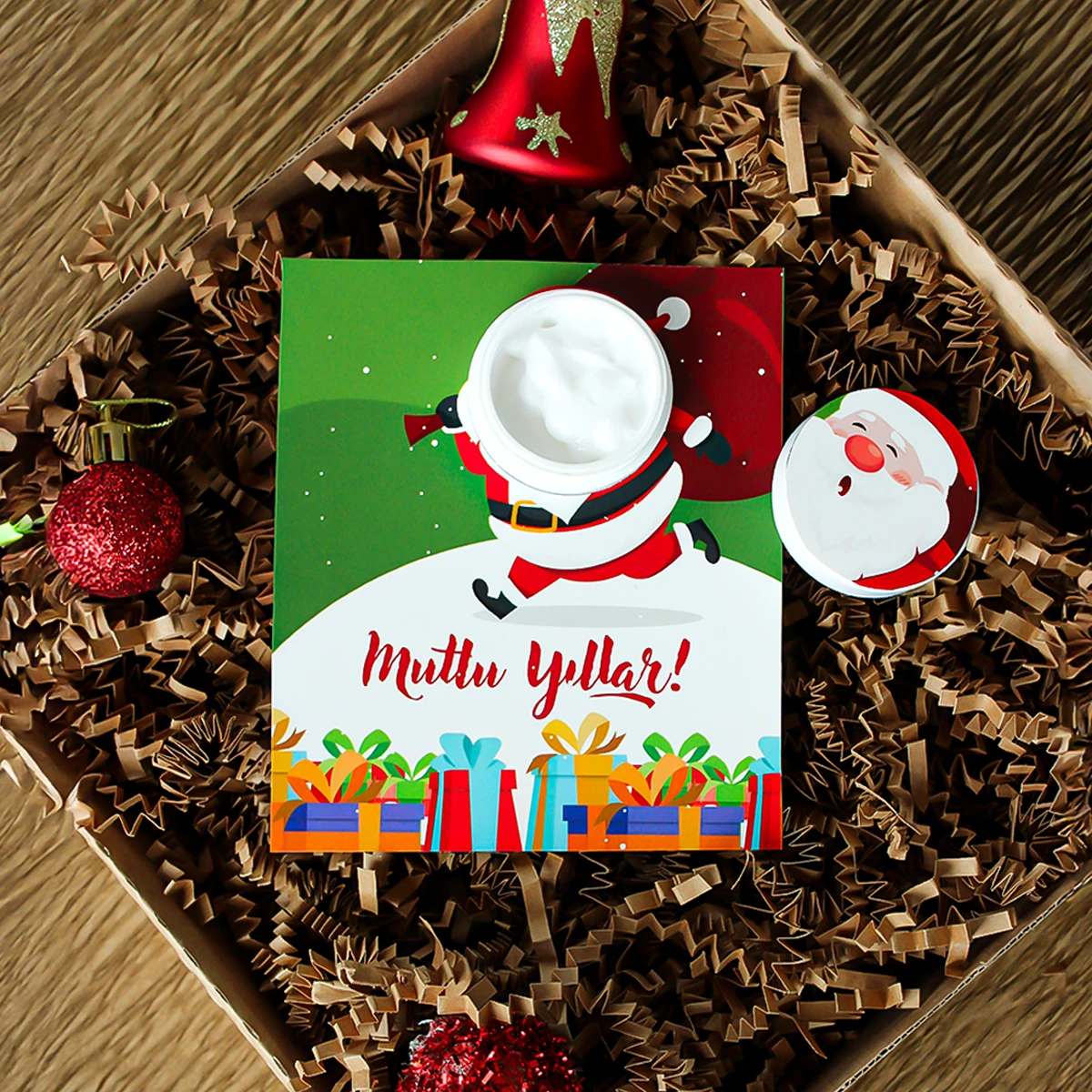 Yılbaşı Temalı Hediyelik Krem Modelleri - Model 7