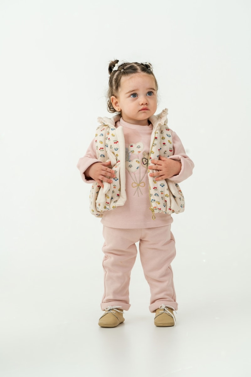 Moonaself Baby 3’lü Set: Çiçek Desenli Mont Kalın Pamuklu Alt-Üst Takım