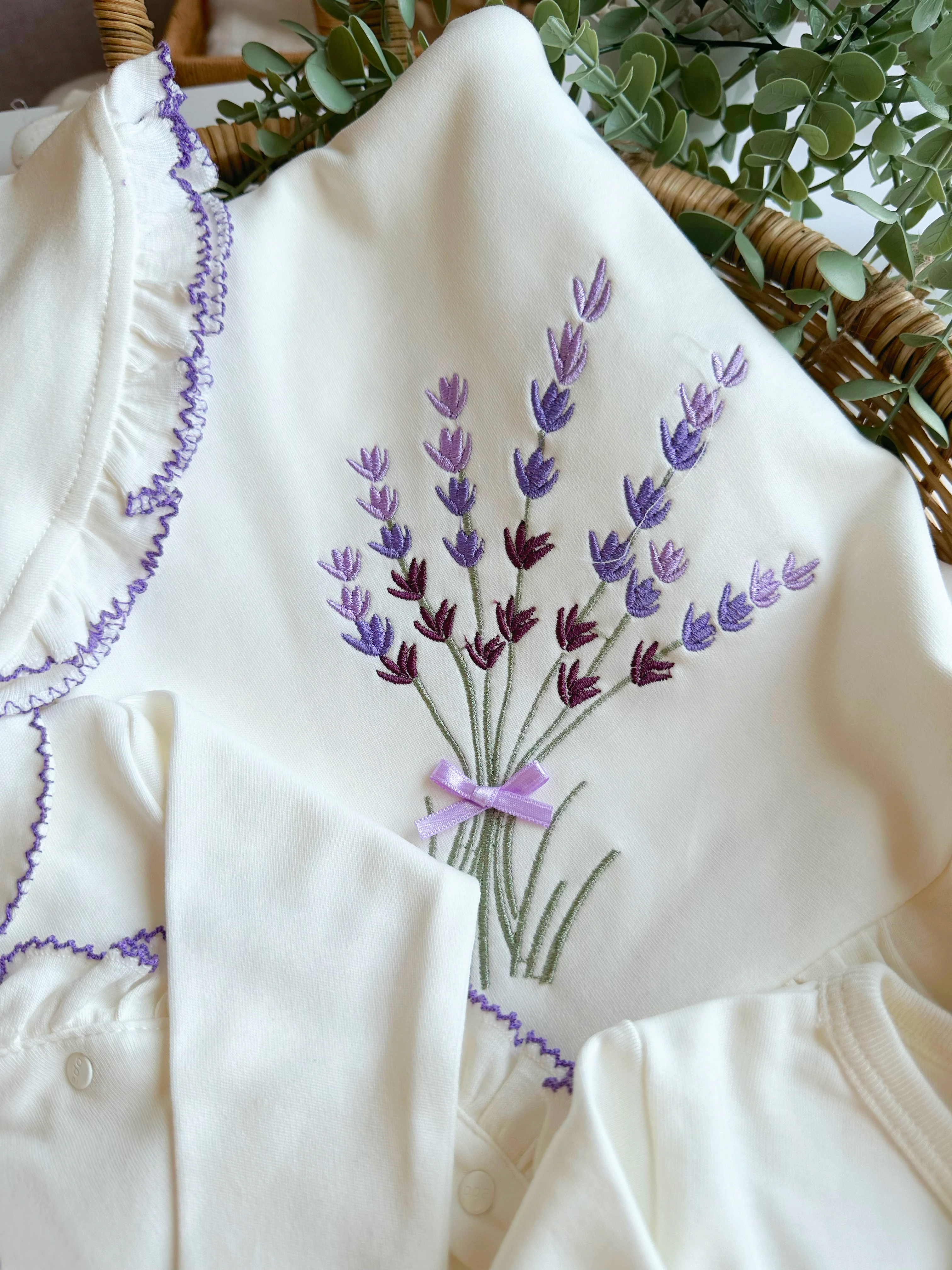 %100 Organik Pamuk Kumaşlı Lavanta İşlemeli Kız Bebek 10lu Hastane Çıkış Seti