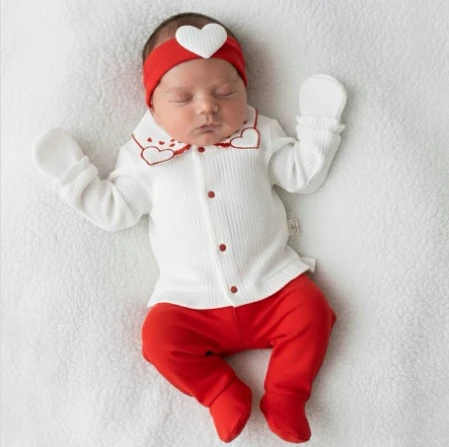 Moonaself Baby 0-3 Ay Yakası Kalpli Organik Pamuk Kumaşlı 5li Hastane Çıkış Seti