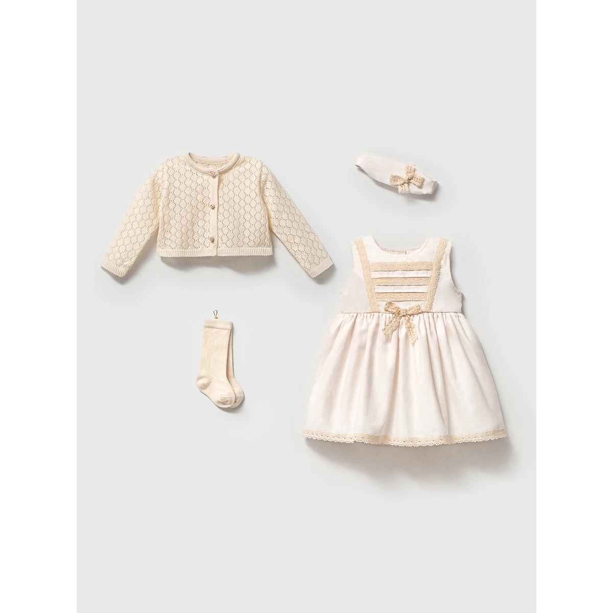 Moon Baby Kopanaki Detaylı Kutulu Premıum 4lü Set 