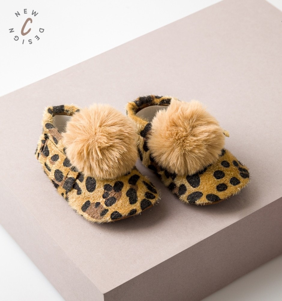 Leopar Desenli Kız Bebek 0-6 Ay Ponponlu Ayakkabı