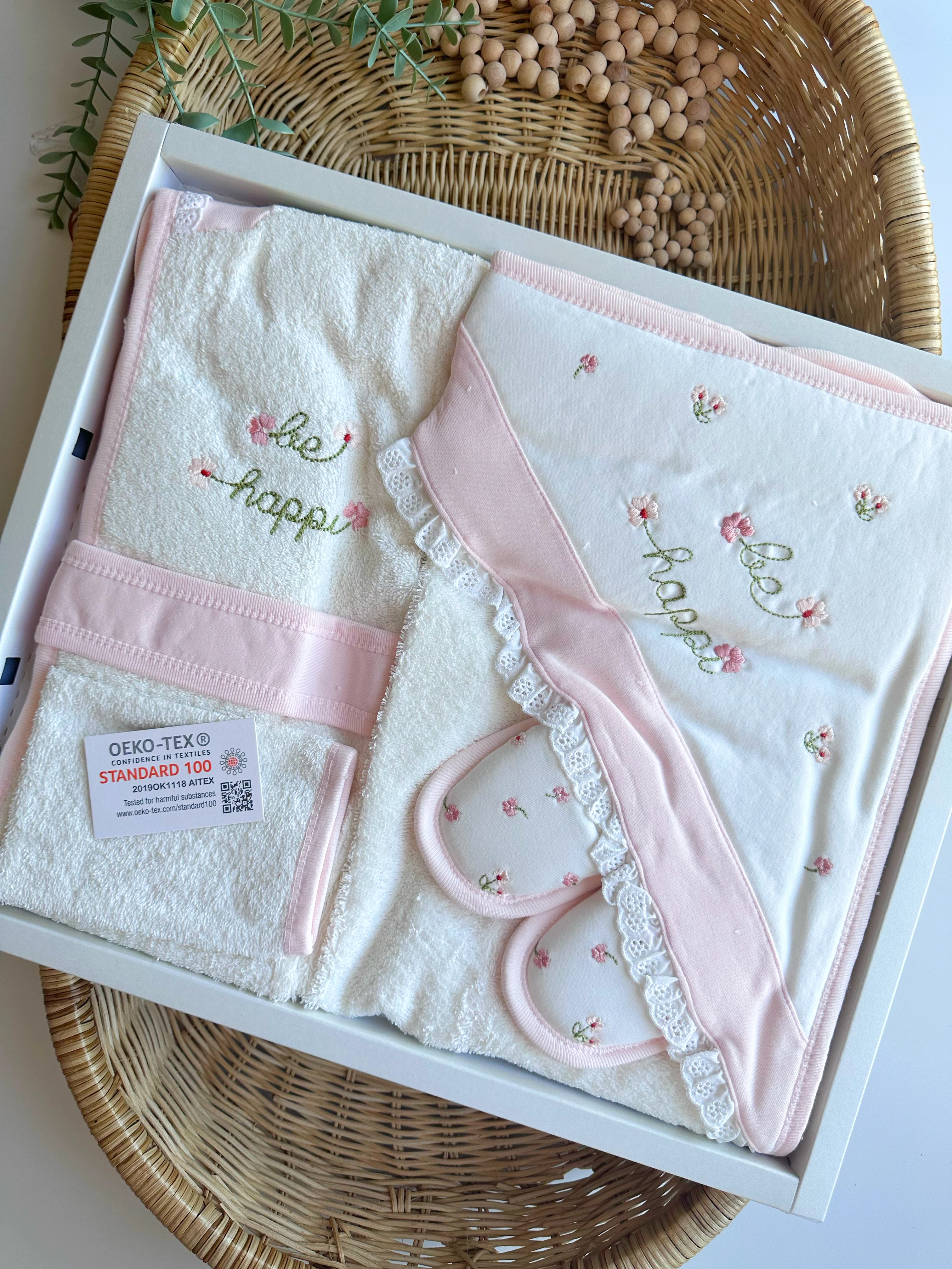 Moonlovers %100 Organik Pamuk Kumaşlı OEKO-TEX Sertifikalı 4 Parça Bornoz Set