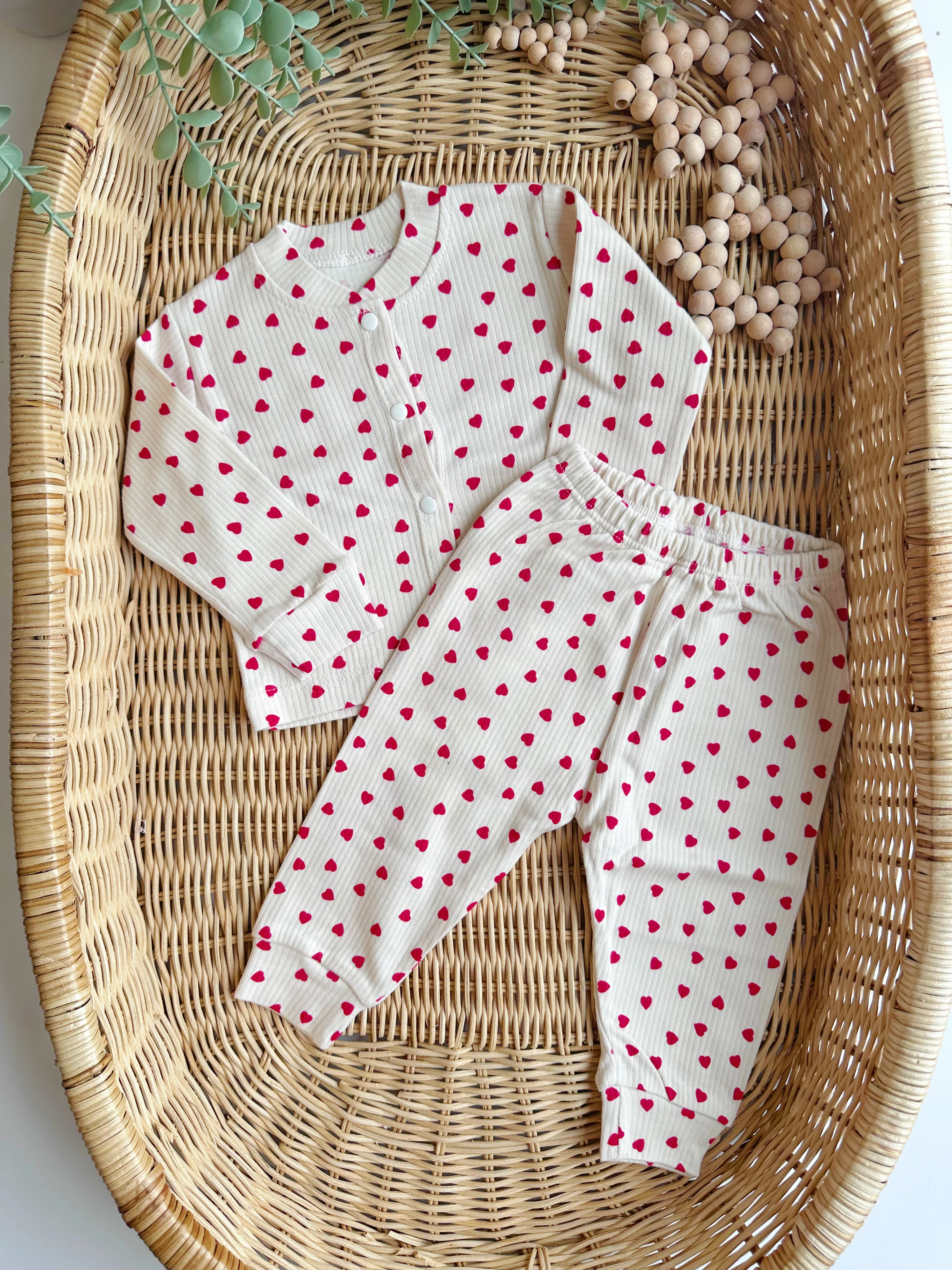 KALP DESENLİ PİJAMA TAKIM