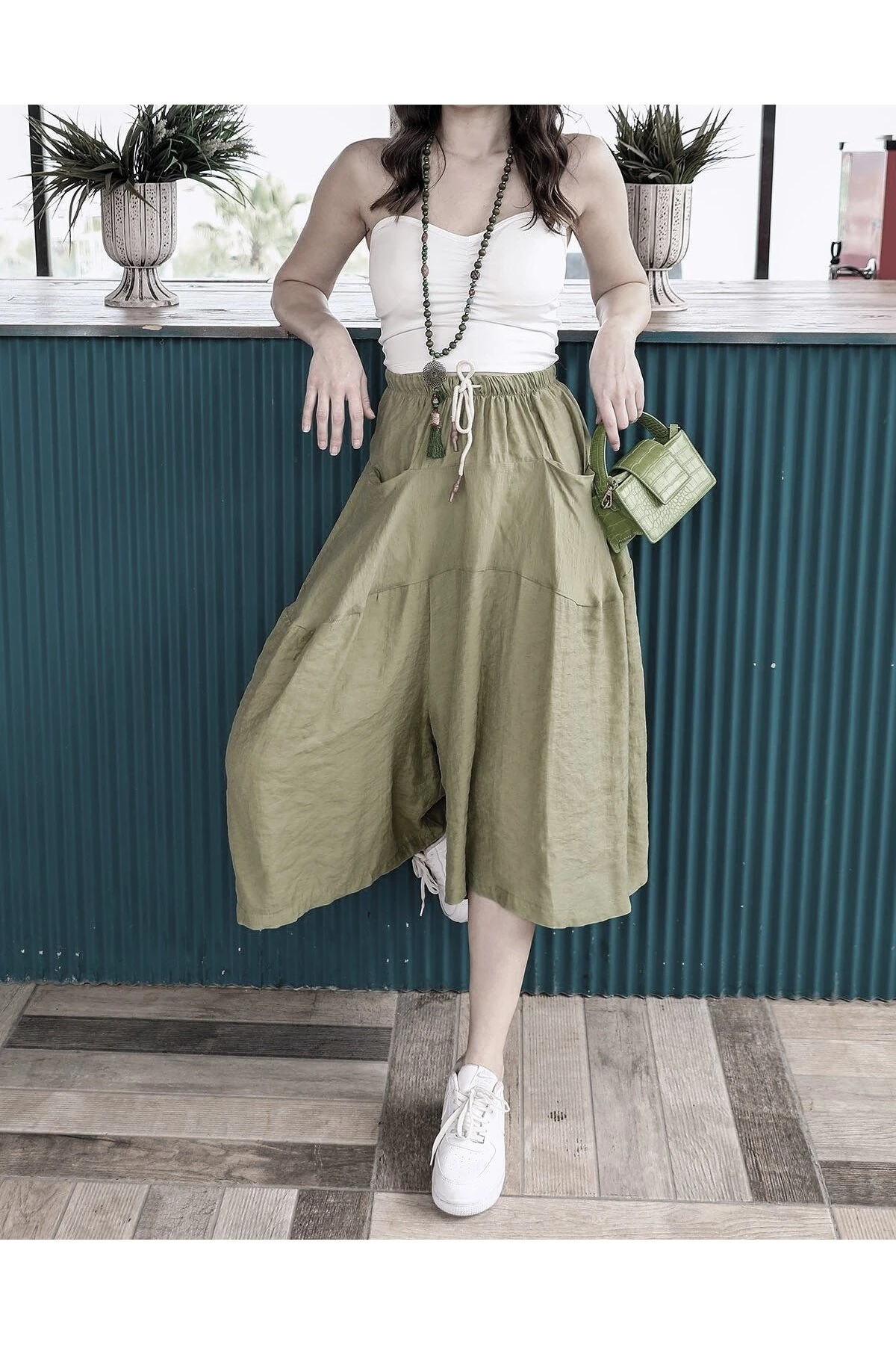 Bel Lastikli Bol Paça Etek Pantolon