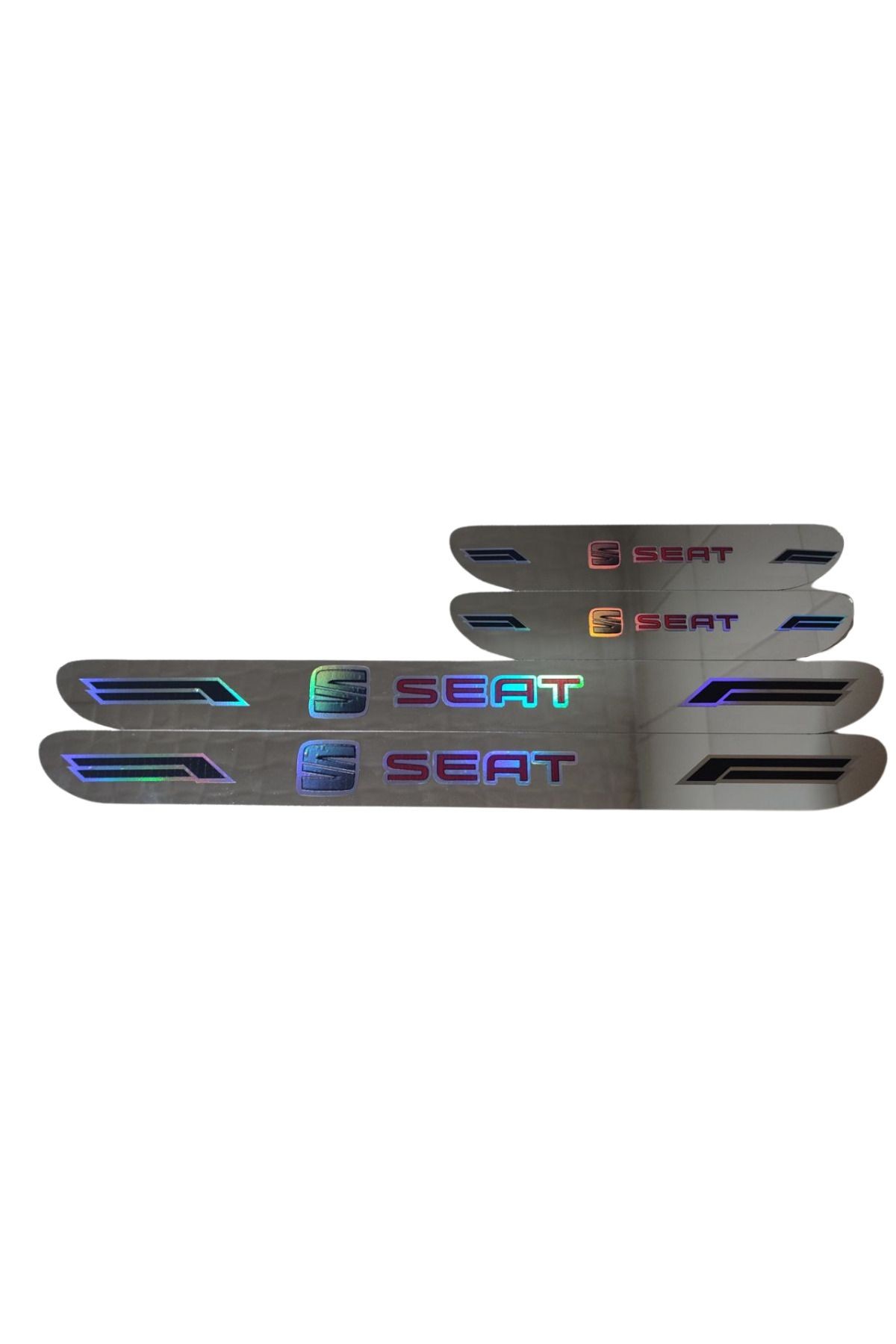 Seat Hologram Logolu Araca Özel Marka Logolu Aynalı Kapı Eşiği Koruyucu Yapıştırma 4'lü Set