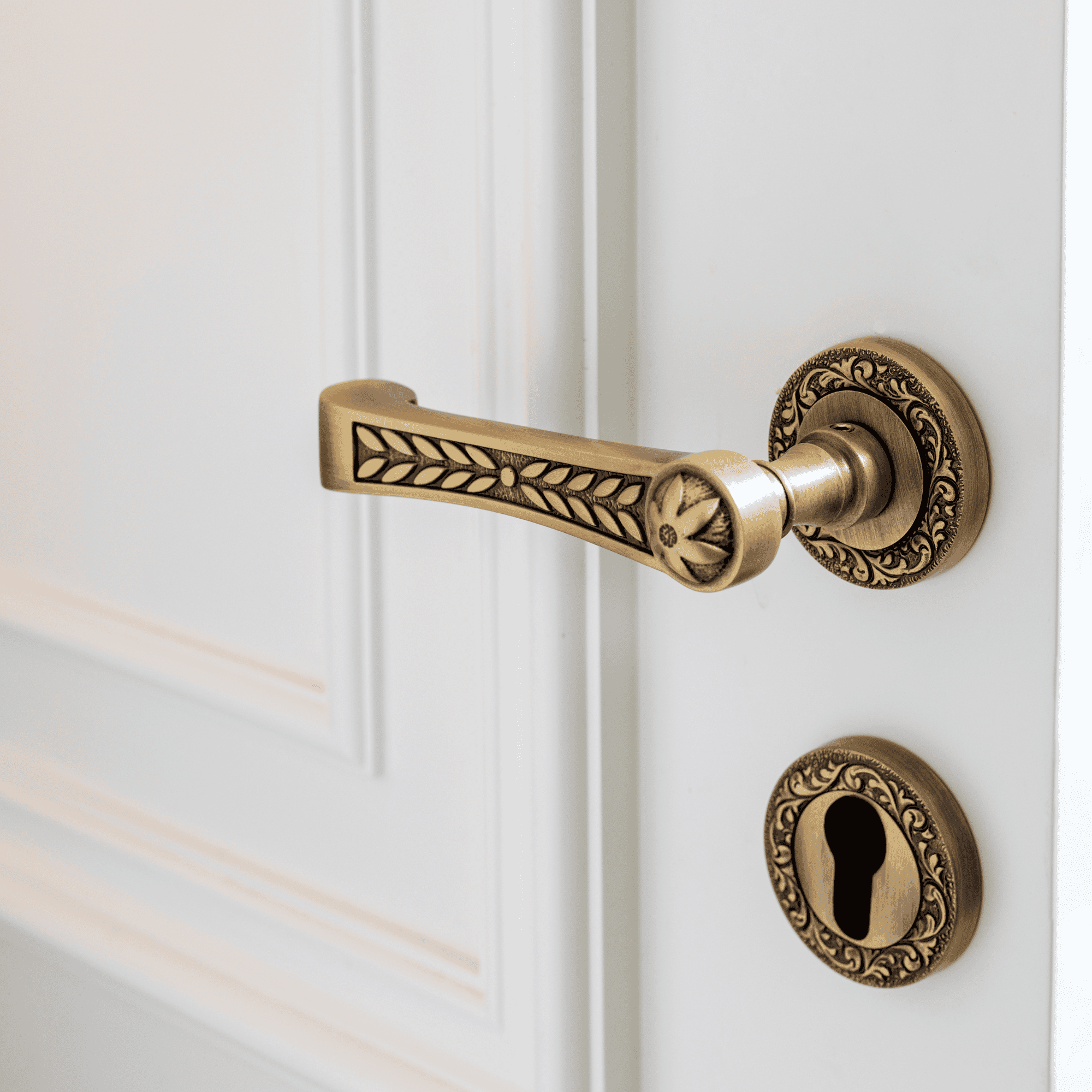 Crown Door Handle on Rose Brass Oxide