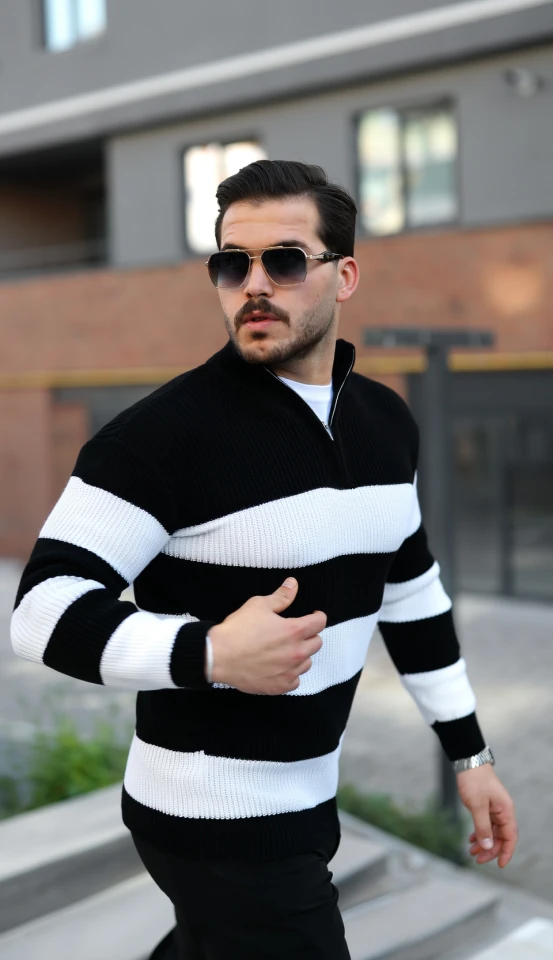 Erkek Şerit Renk Desenli Zip Yaka Kazak