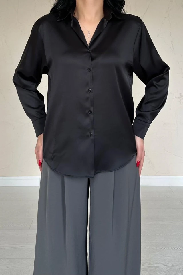 Siyah Saten Gömlek