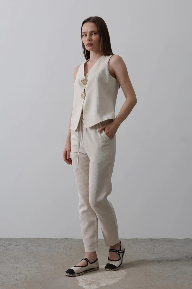 Düğme Detaylı Yelek - Krem