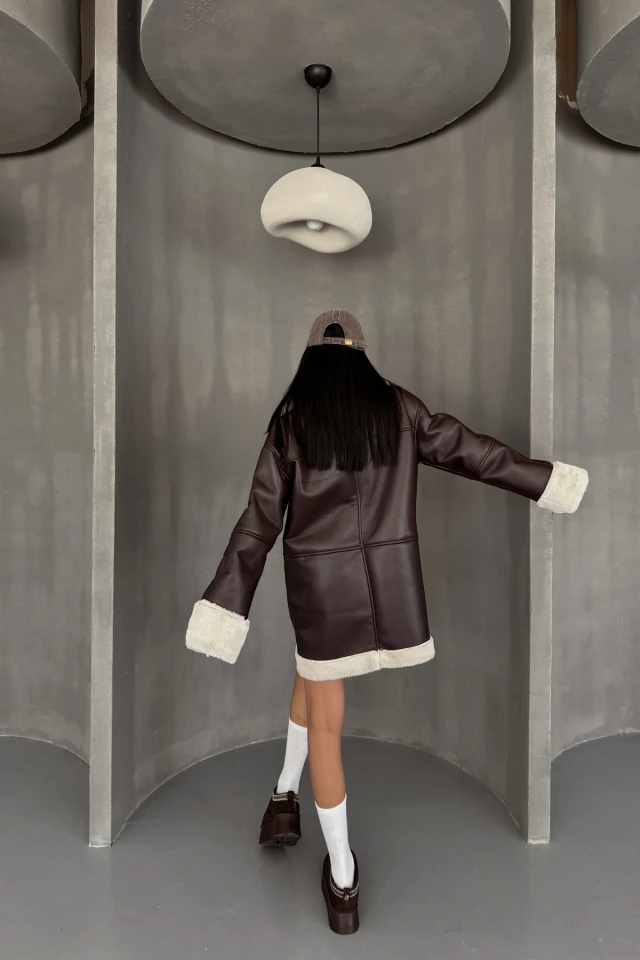 DERİ MONT KOL VE YAKA PELUŞ KAPAKSIZ CEP DETAYLI - Kahverengi