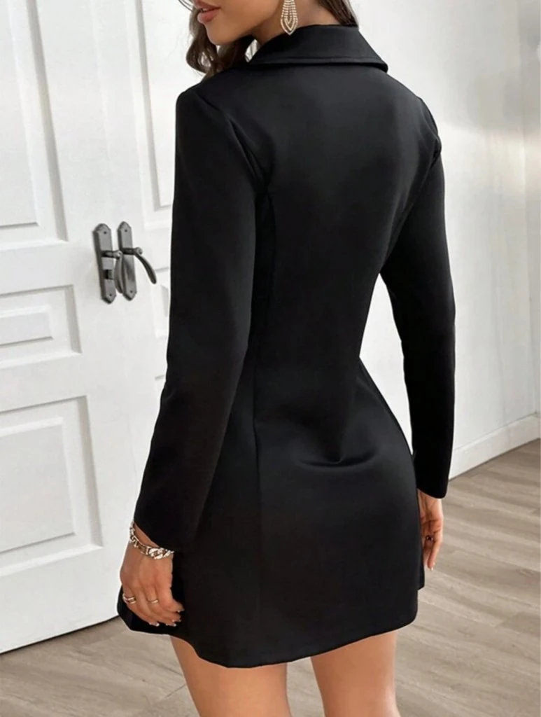 Kadın Uzun Kollu Yakalı Fermuarlı Düğme Detaylı Kısa Scuba Ceket