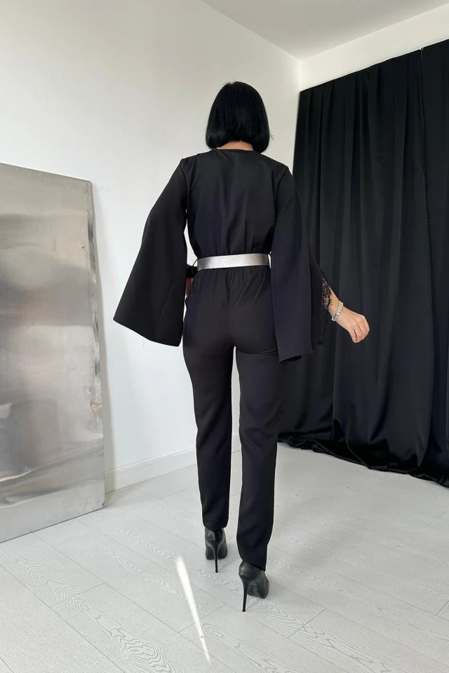 Siyah Yırtmaçlı Tulum