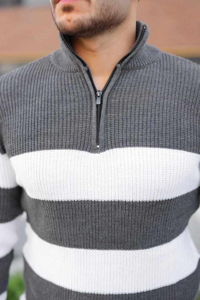 Erkek Şerit Renk Desenli Zip Yaka Kazak