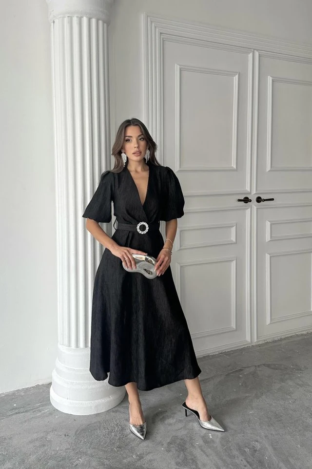 Siyah Işıltılı Kemerli Kruvaze Elbise