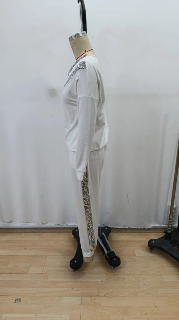 Kadın Uzun Kollu V Yakalı Pulpayetli Viskon Iki Iplik Bluz Ve Pantolon