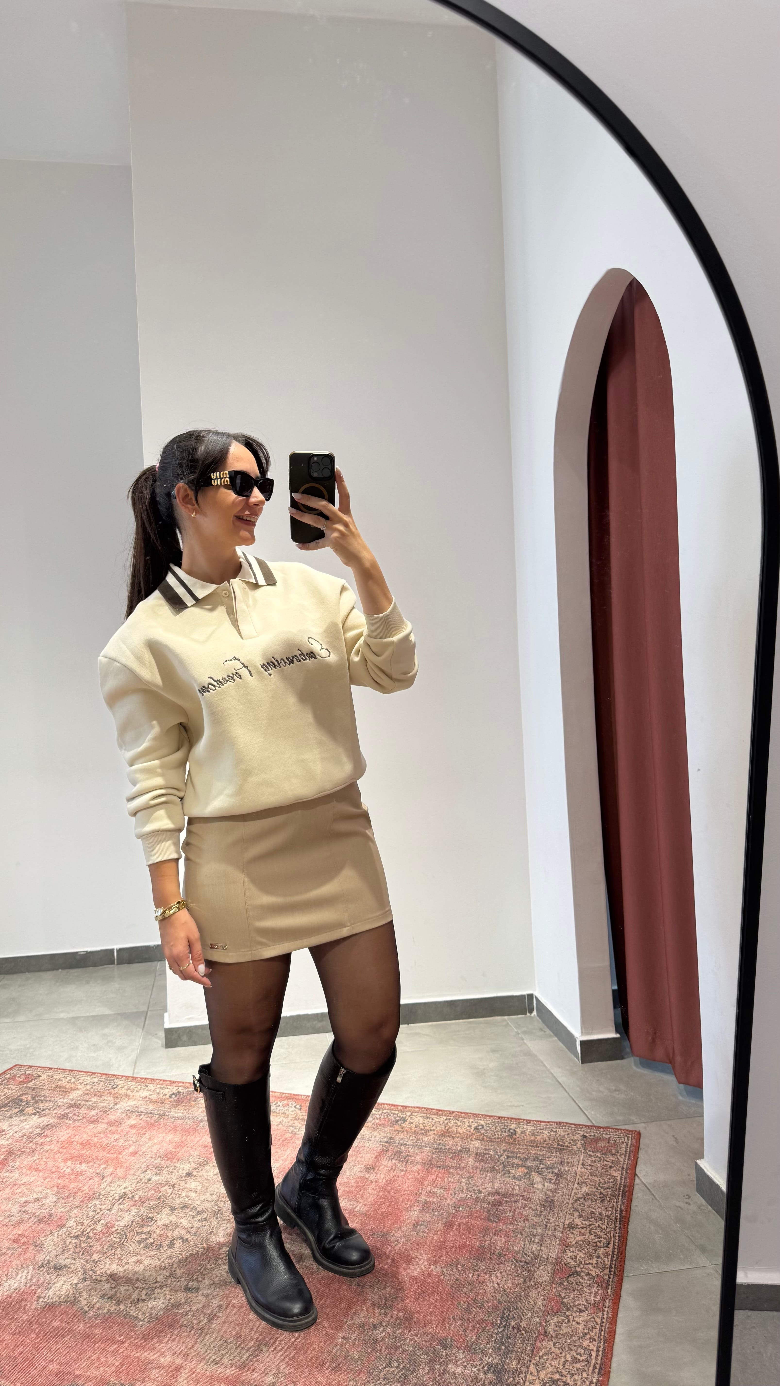 Bej Polo Sweat image