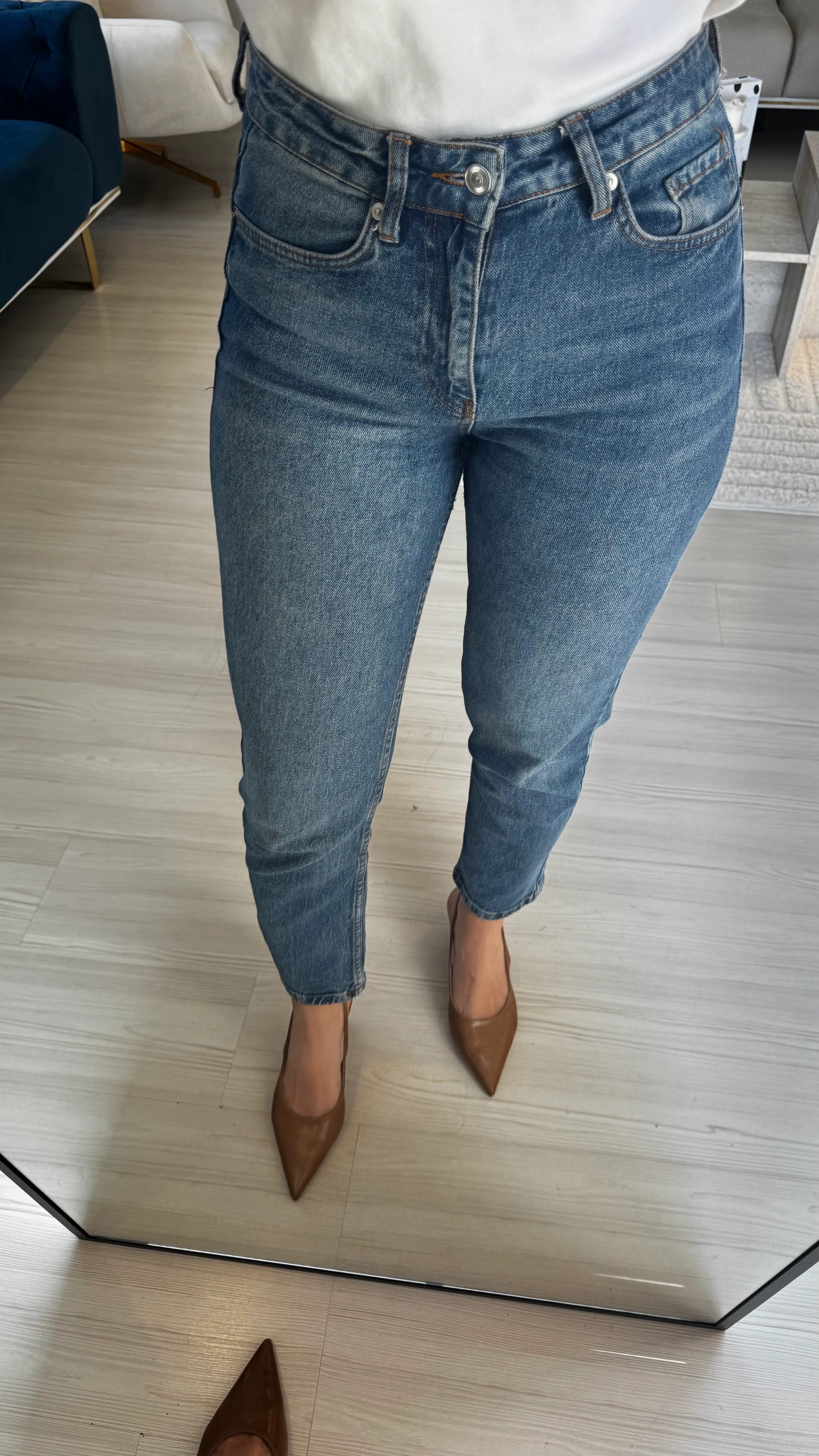 Mom Beyaz Eskitme Jean  image