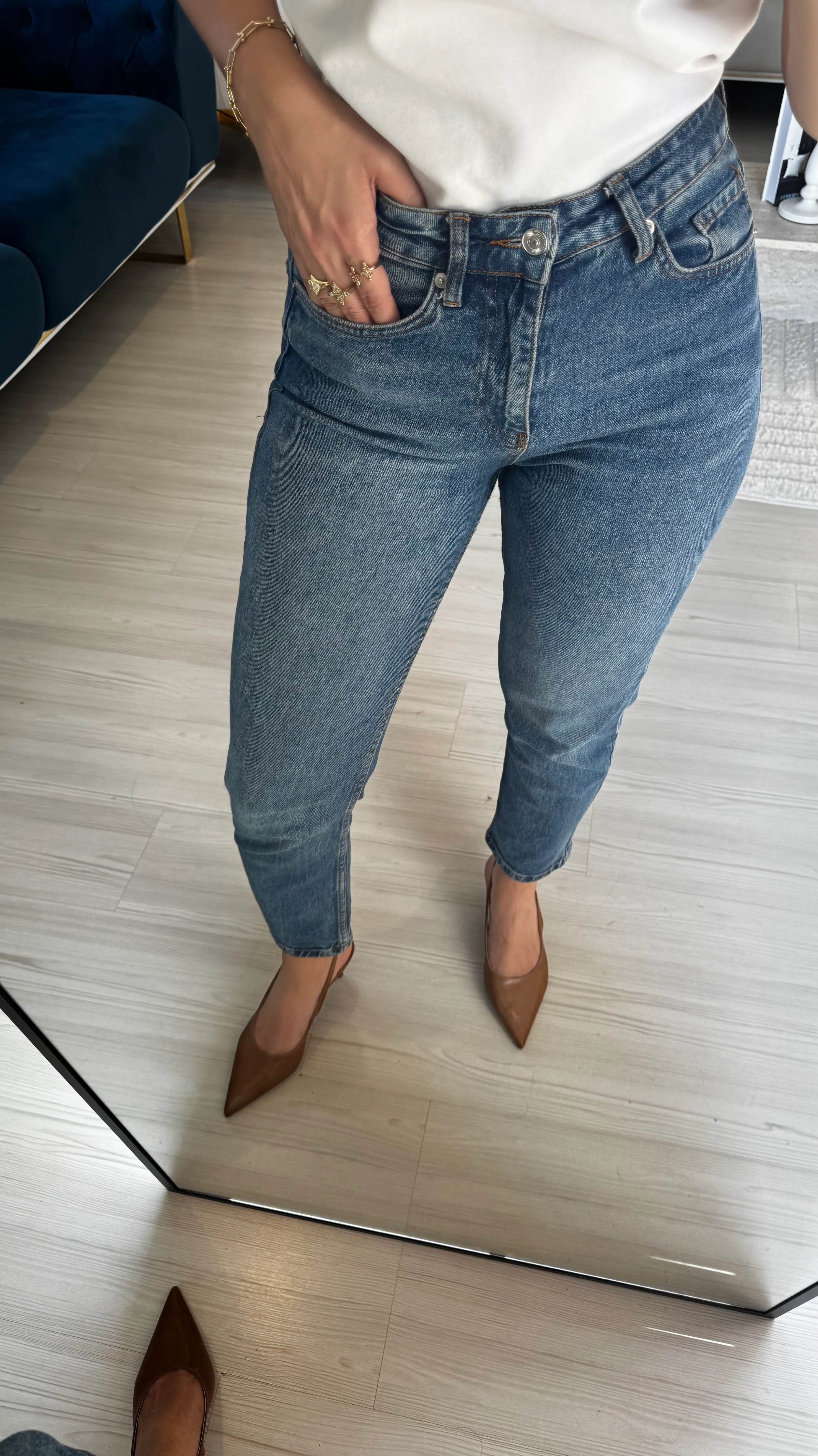 Mom Beyaz Eskitme Jean 