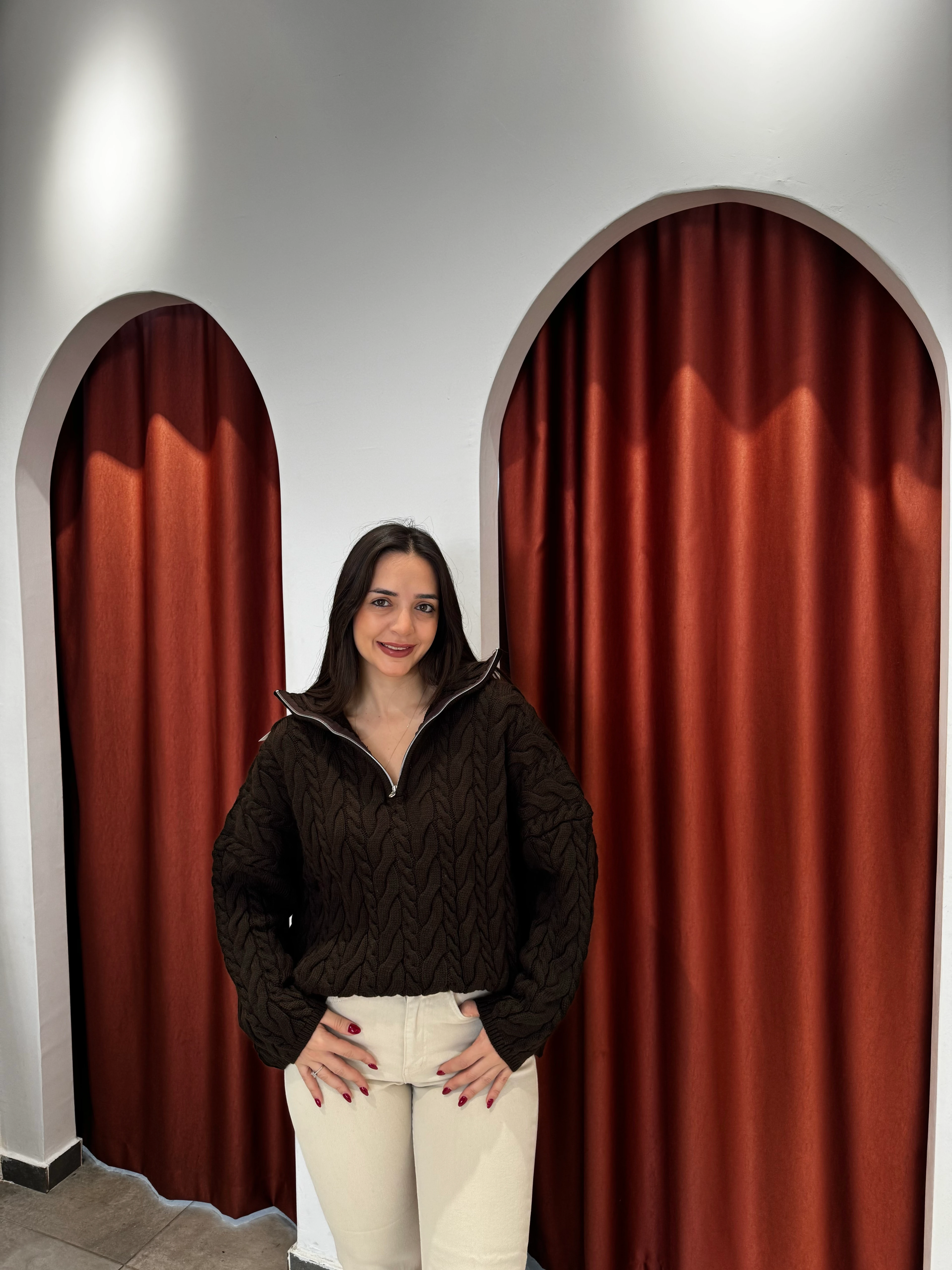 Saç Örgülü Kahve Fermuarlı Kazak