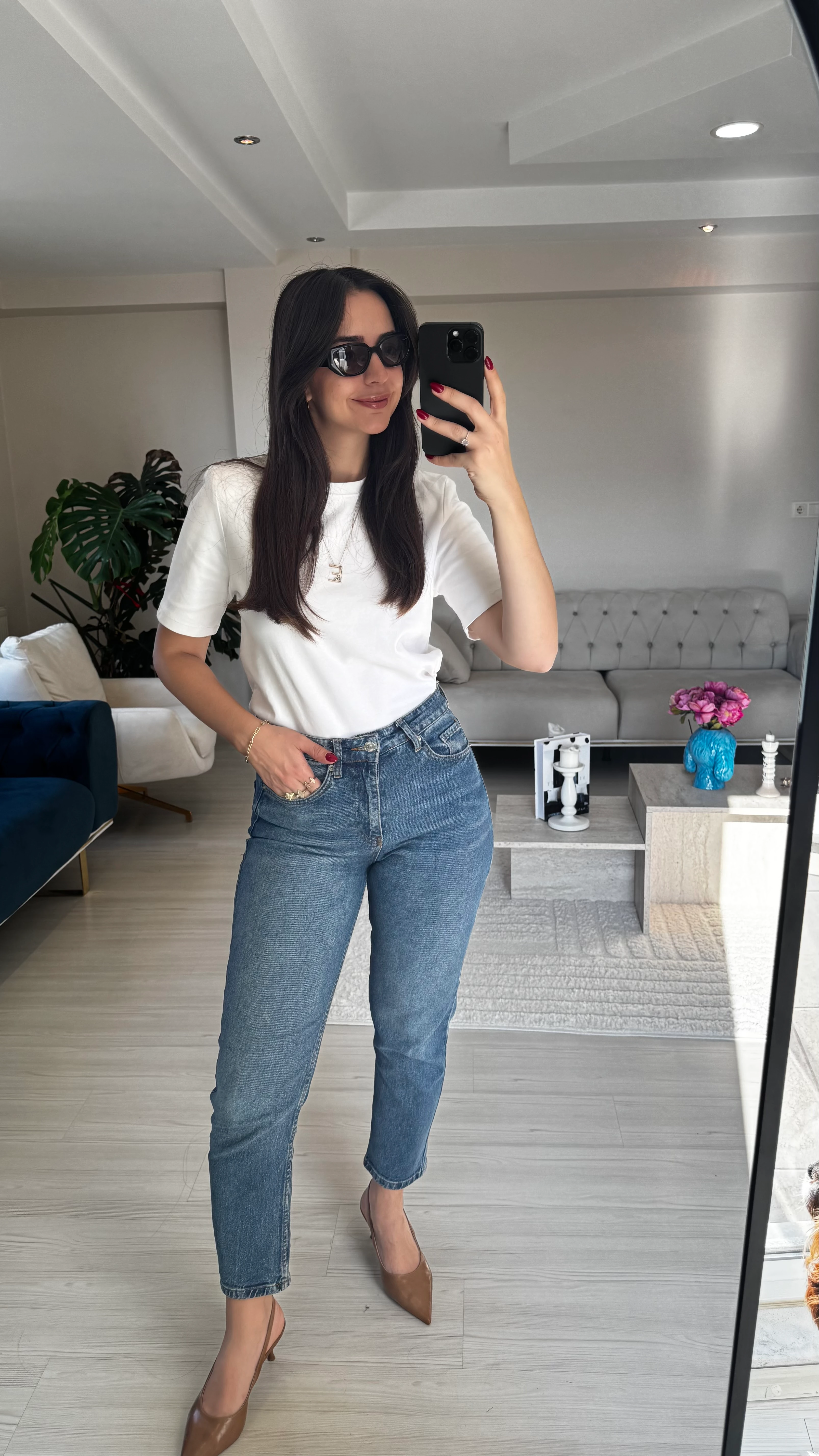 Mom Beyaz Eskitme Jean 