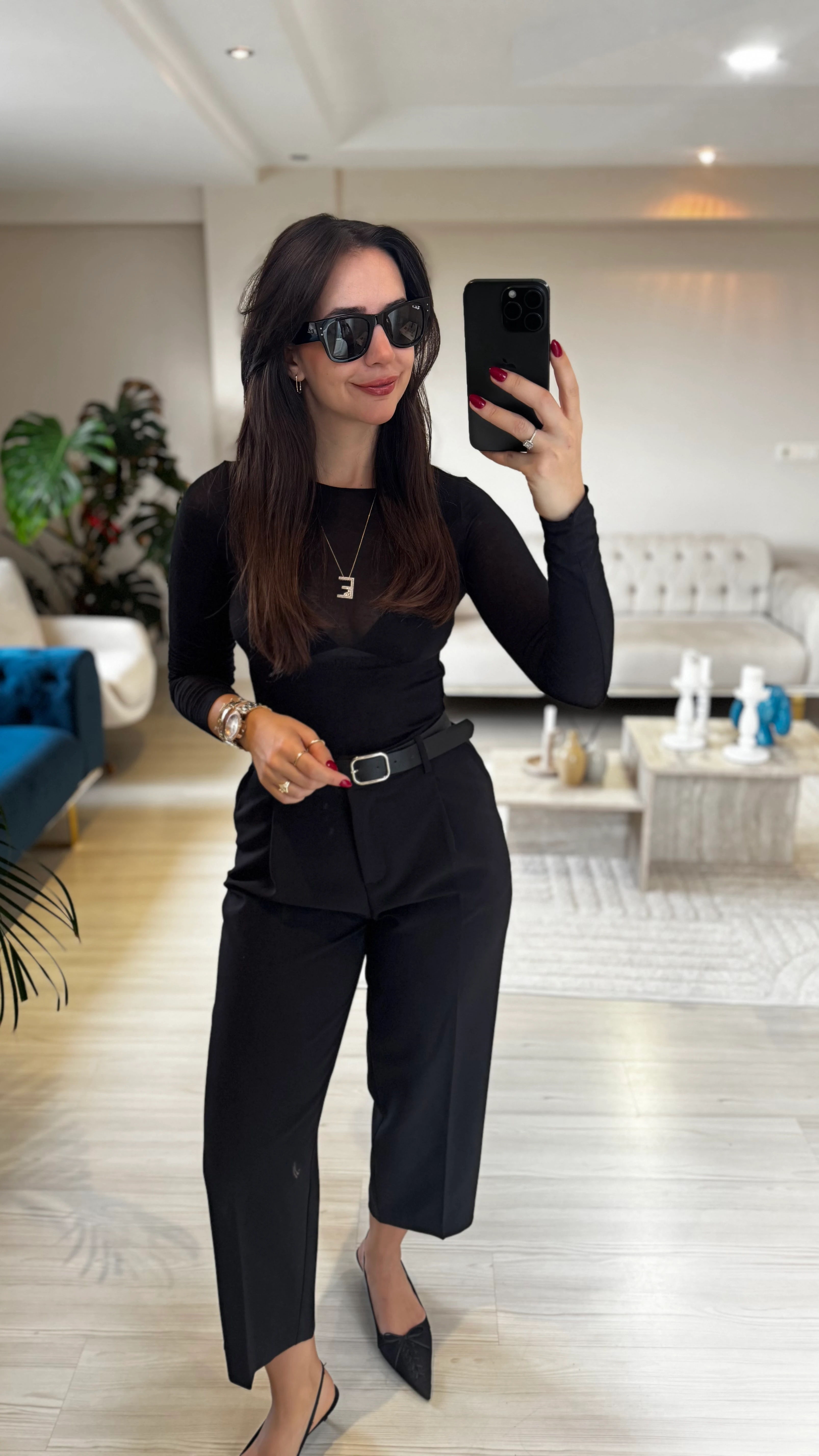 Kemerli Pensli Siyah Pantolon