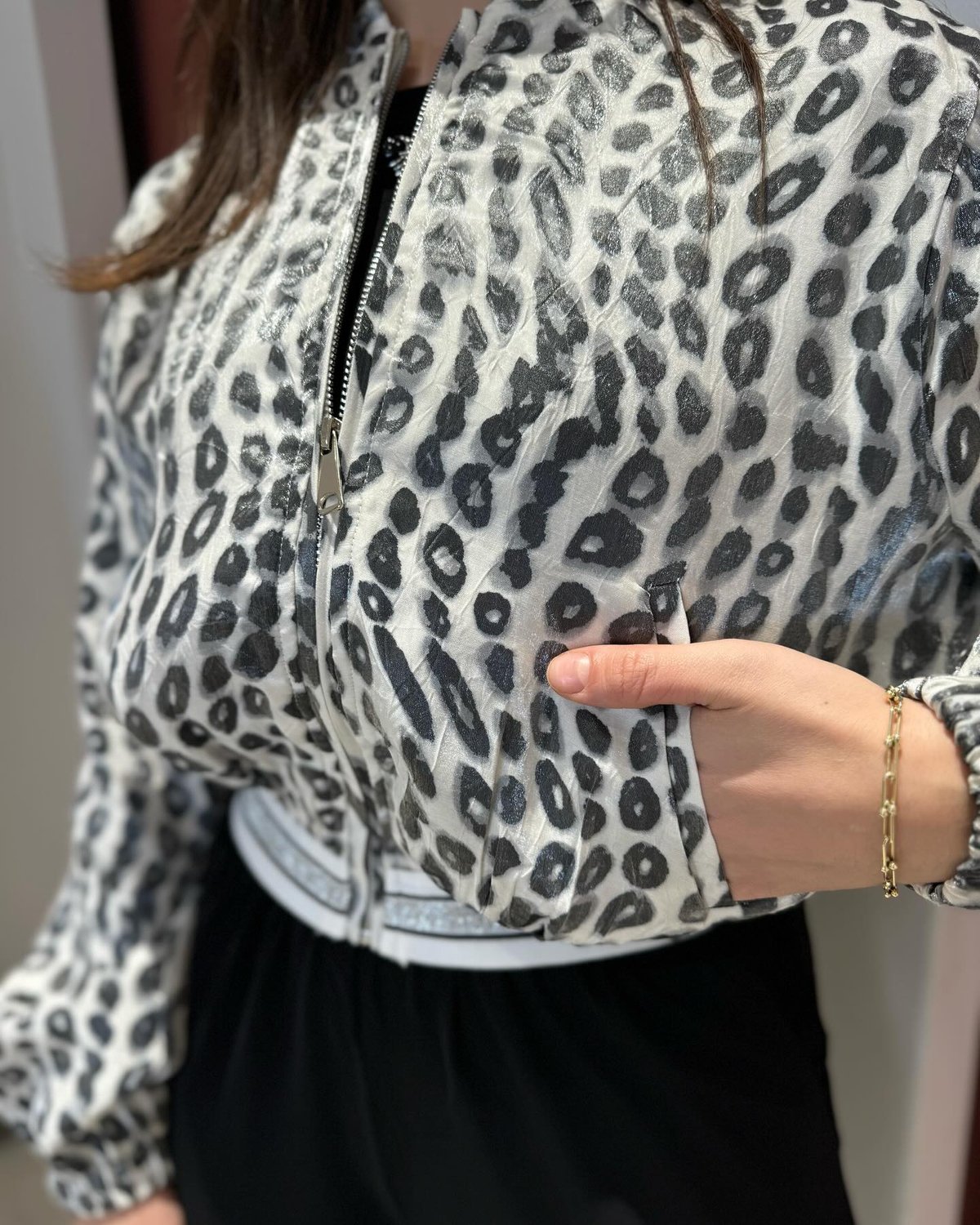 Ceket Siyah Beyaz Leopar Detaylı