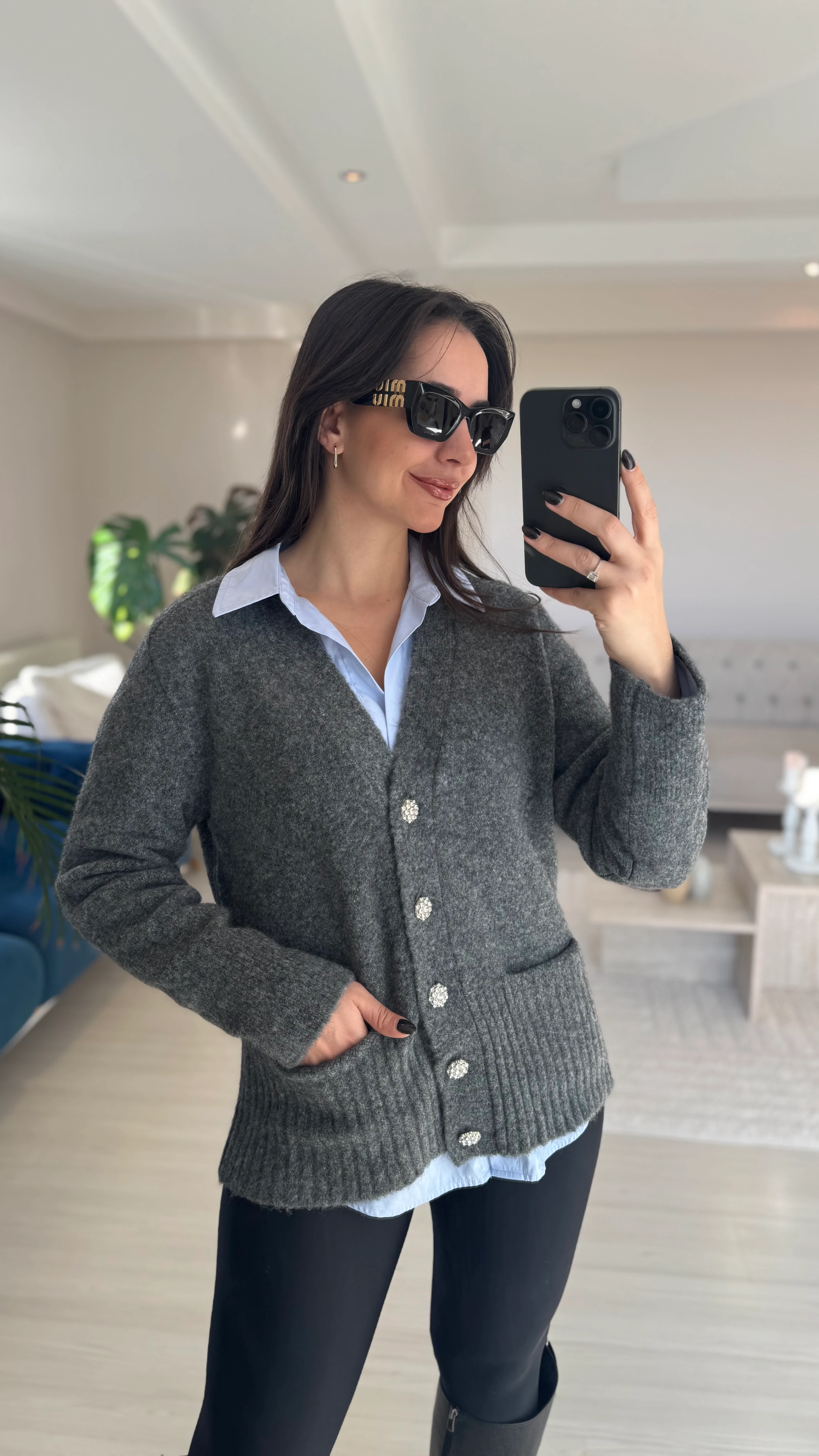 Yumuşak Dokulu Füme Hırka image