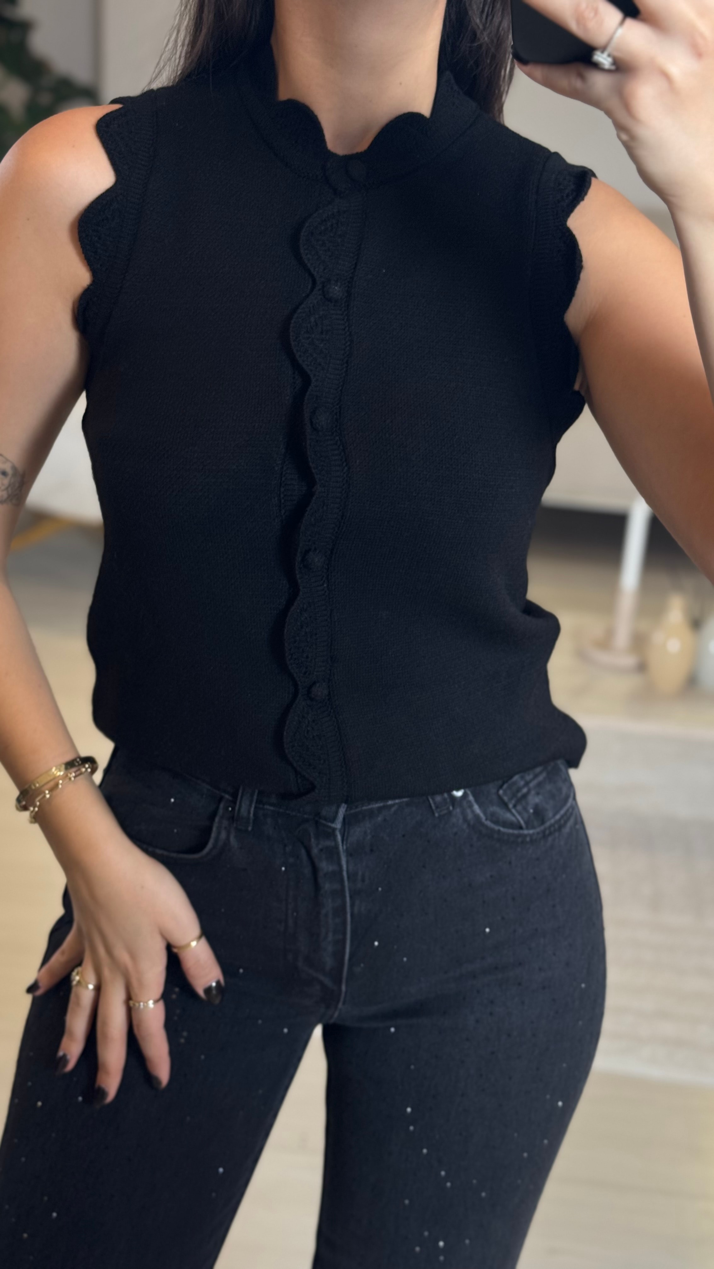 Siyah Dantel Örgülü Yelek
