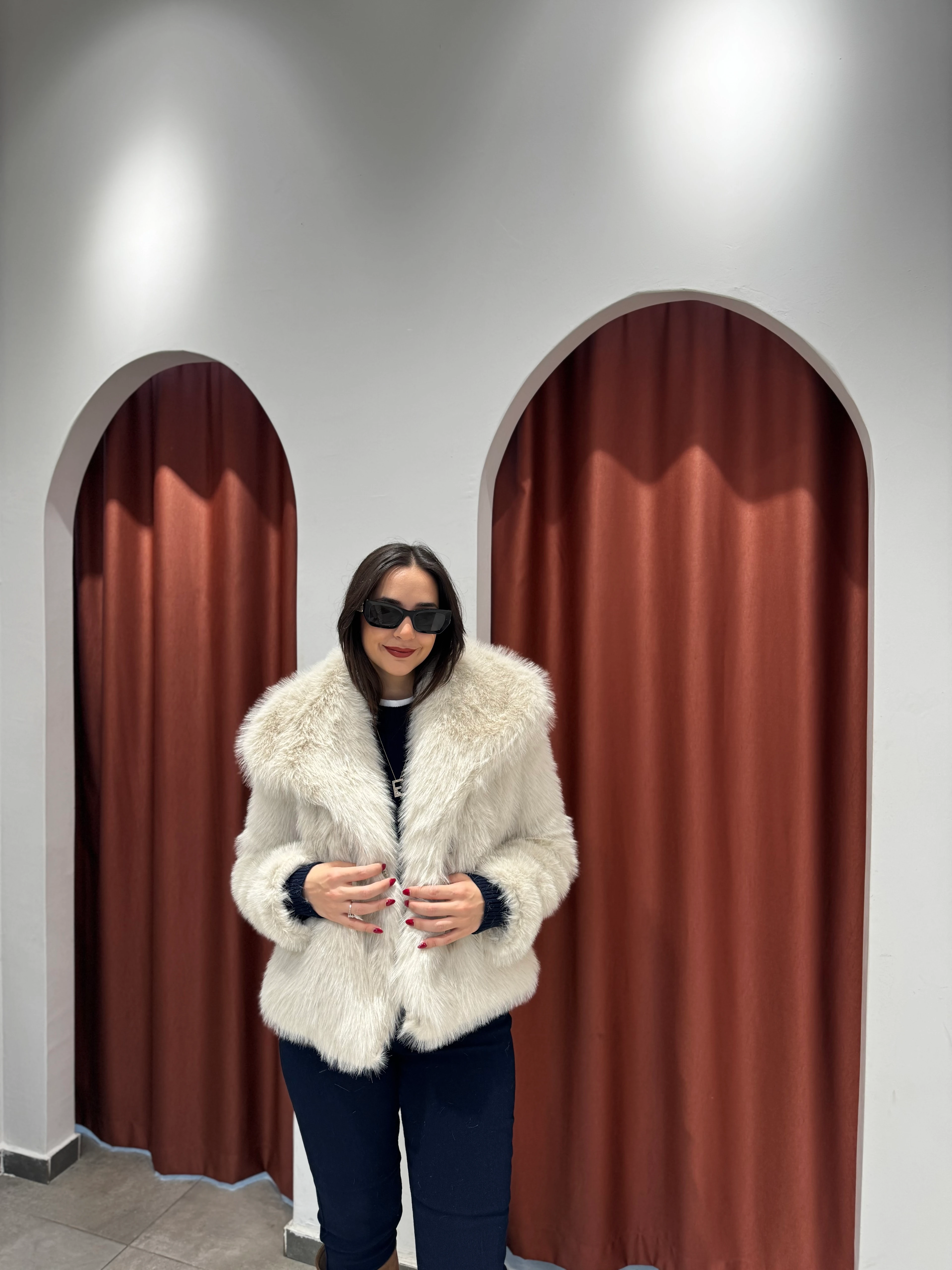 Geniş Yaka Kürk - ekru main variant image