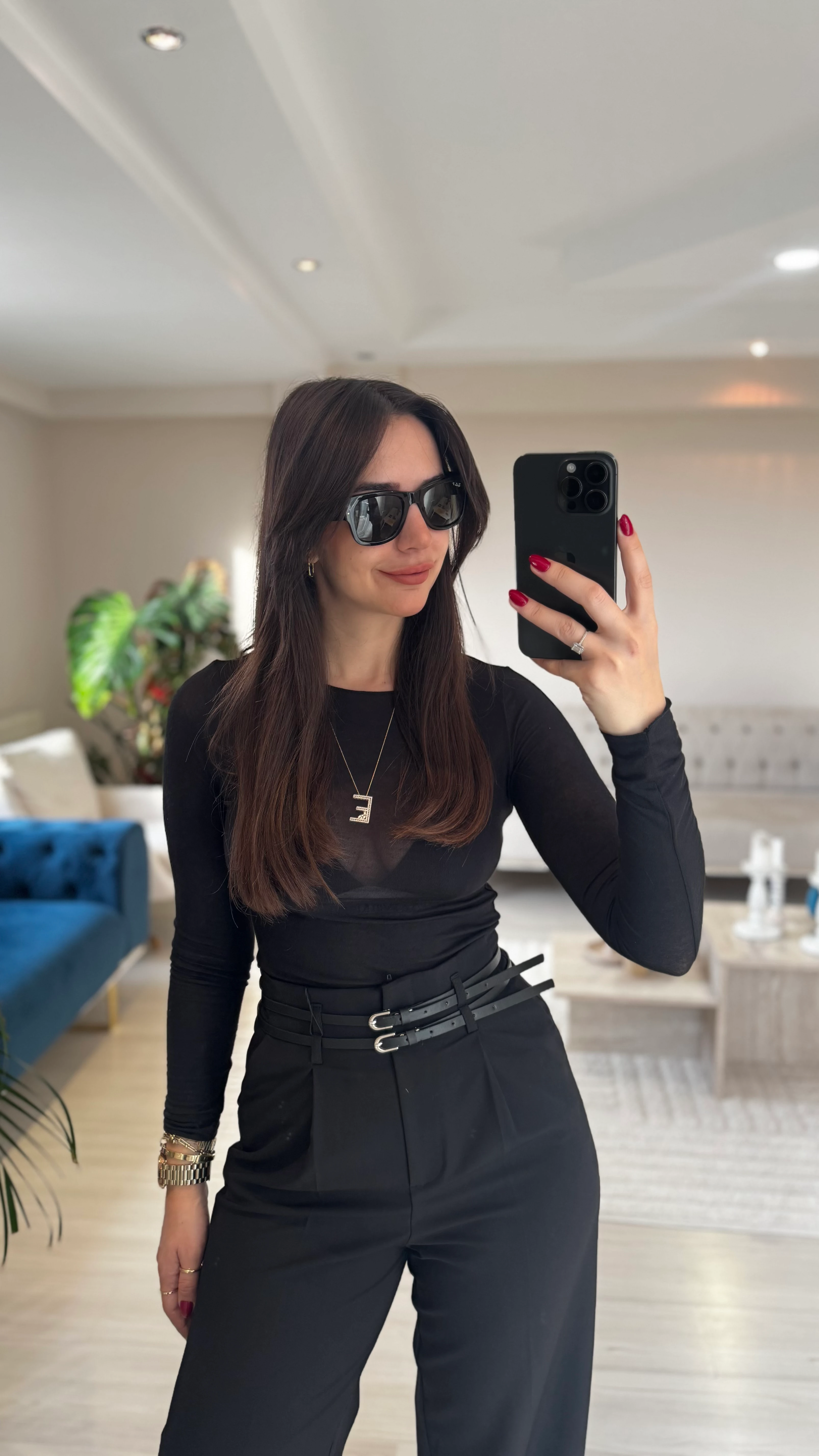 Kayık Yaka Kaşmir Siyah Bluz