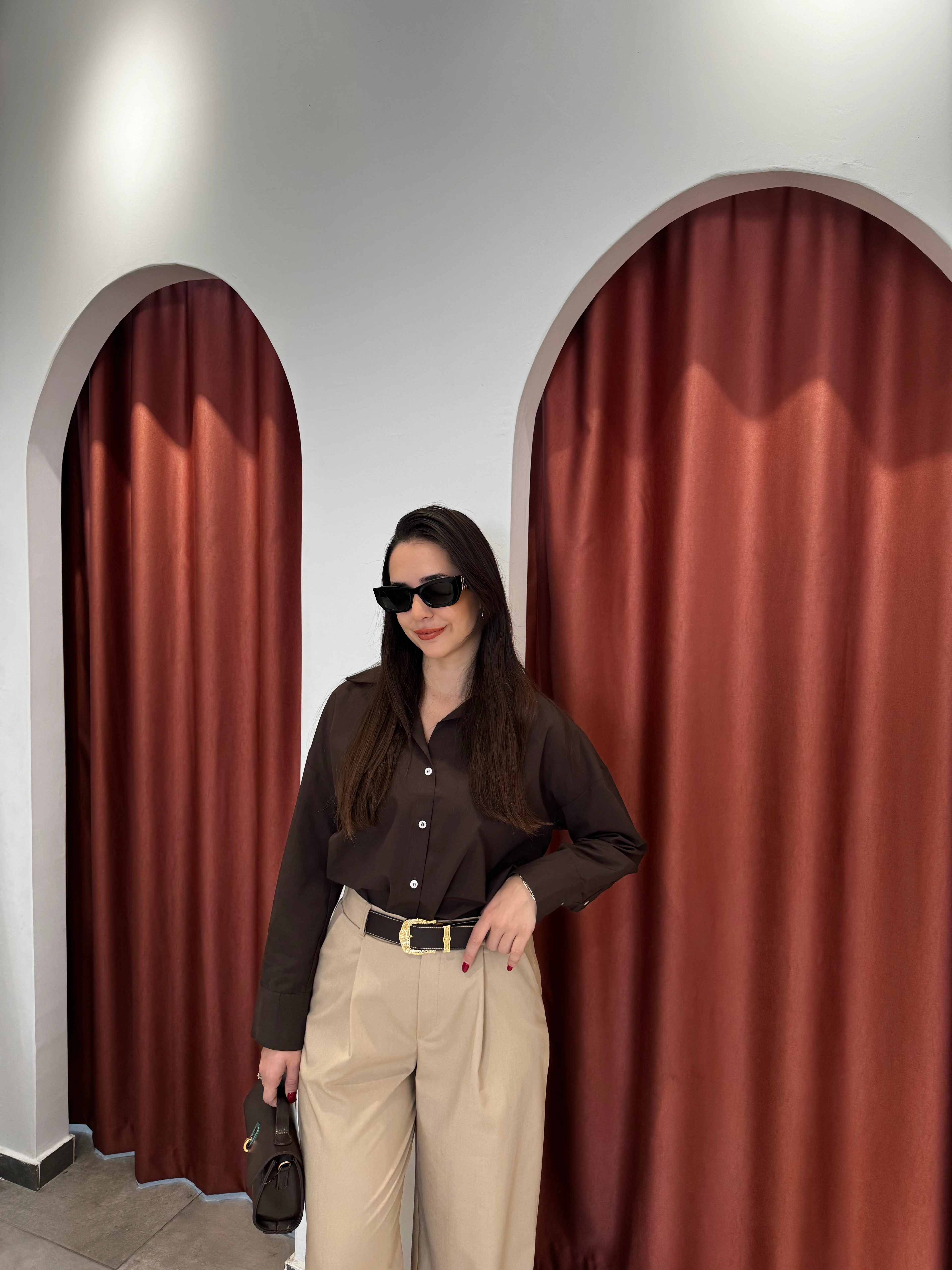 Bej Kemerli Pantolon